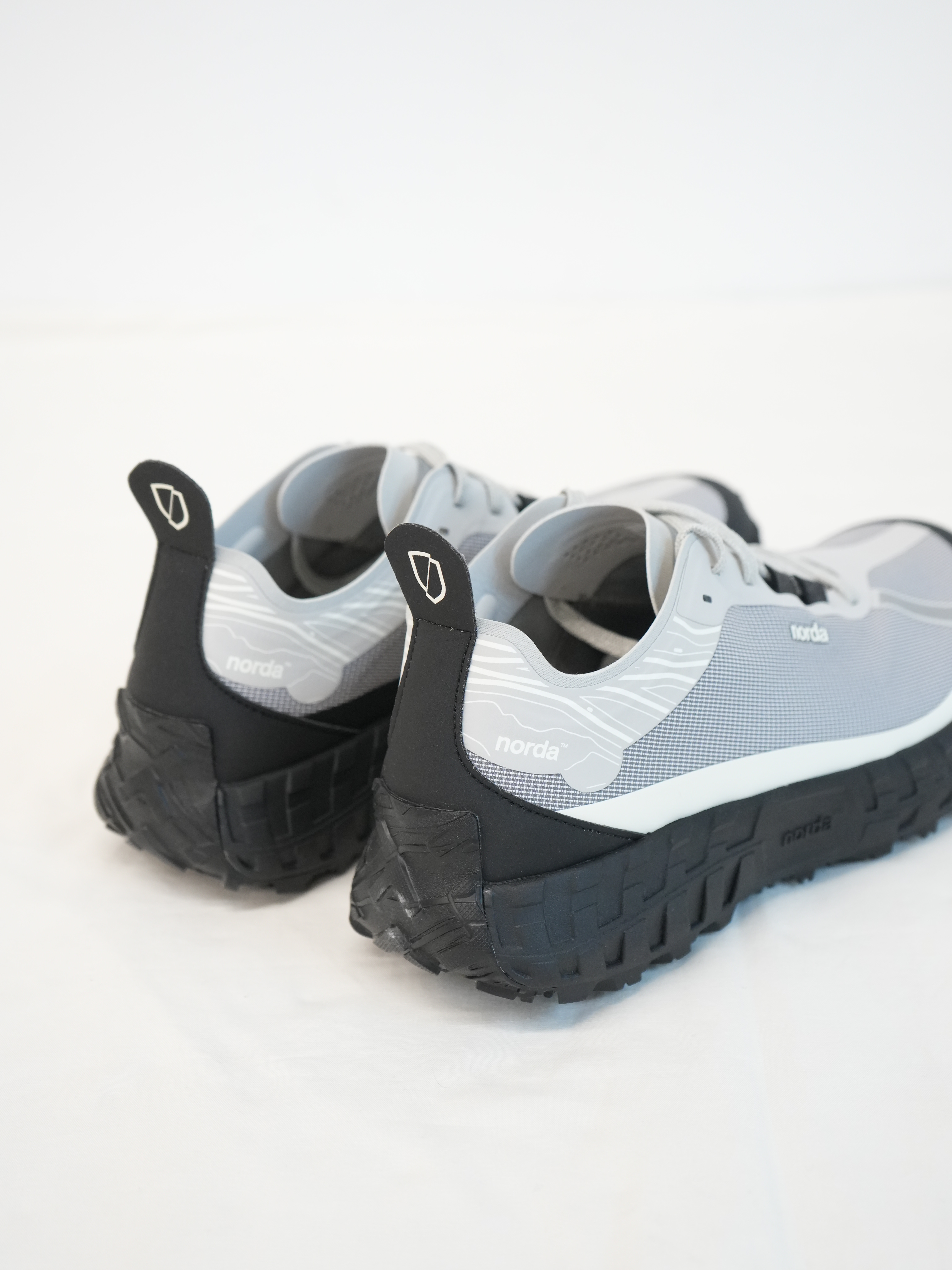 001(Pewter)