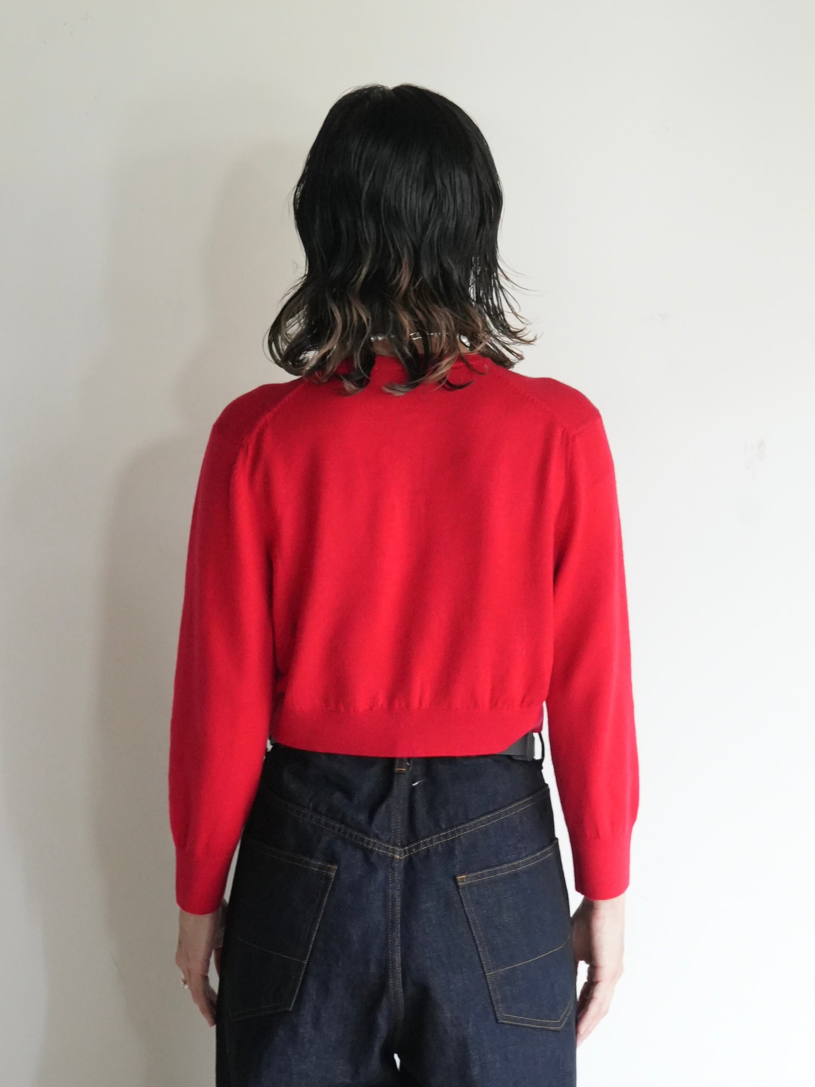 ROUND NECK CROP CARDIGAN