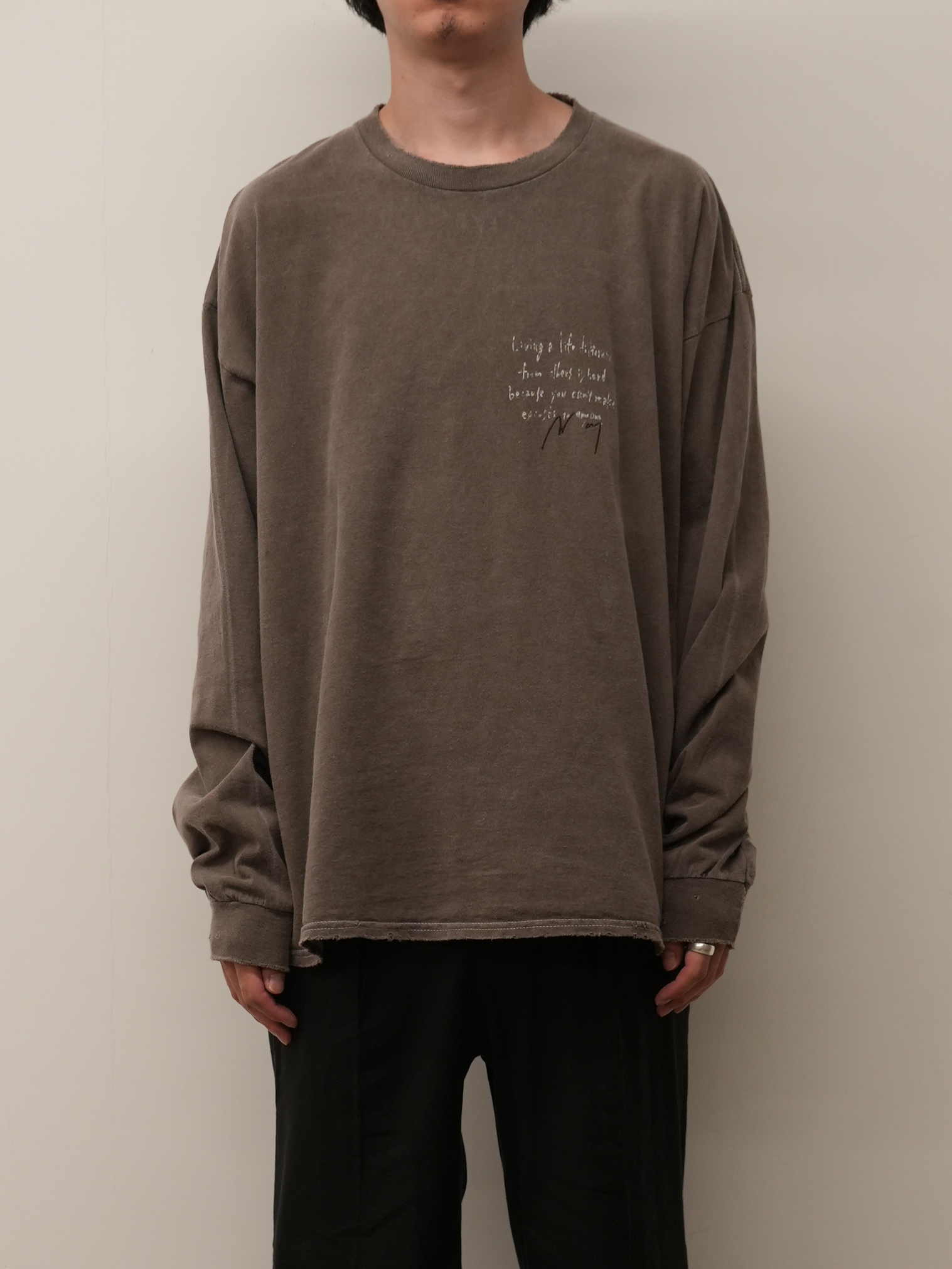 MESSAGE L/S T-SHIRT(BROWN)
