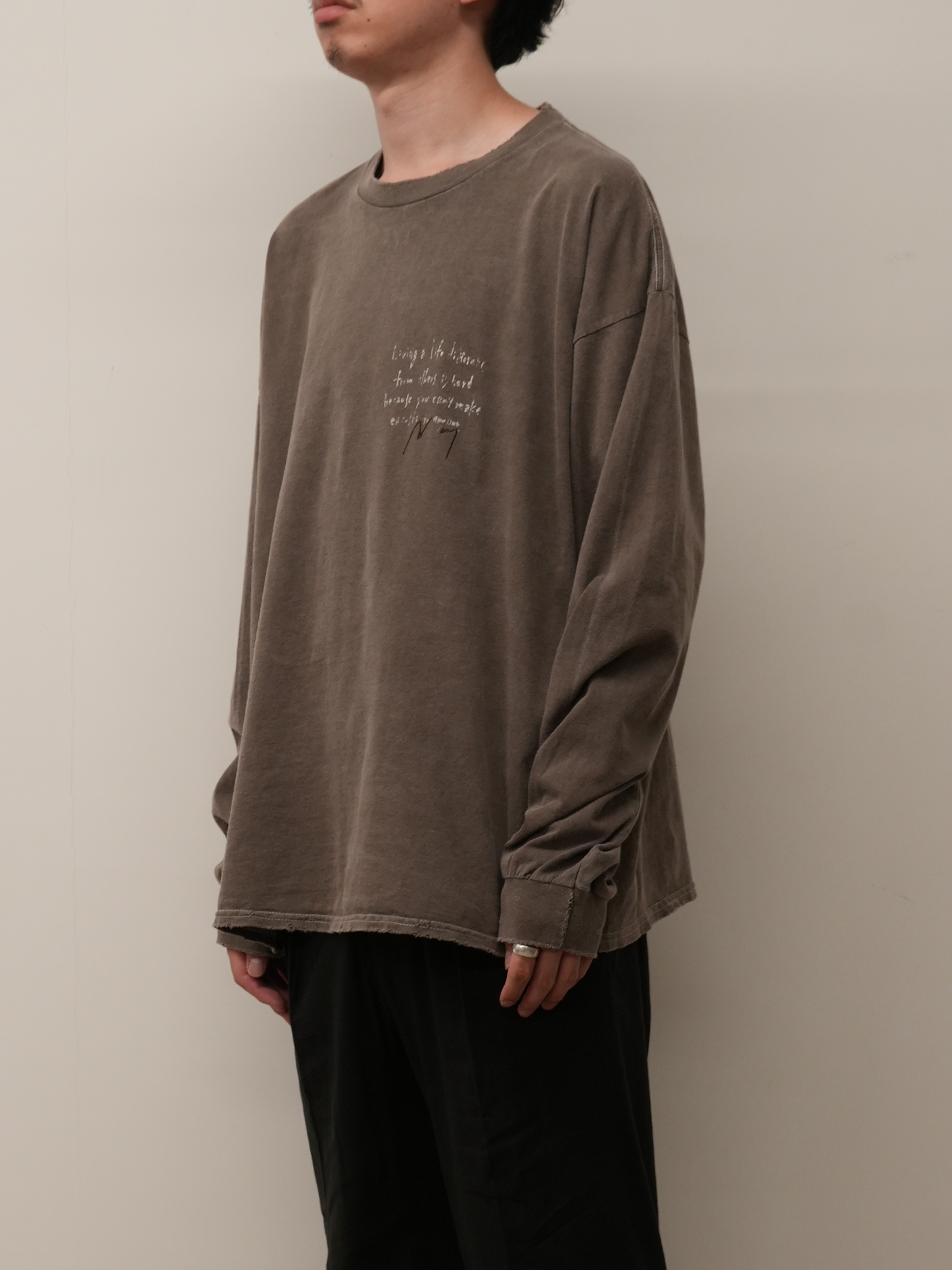MESSAGE L/S T-SHIRT(BROWN)