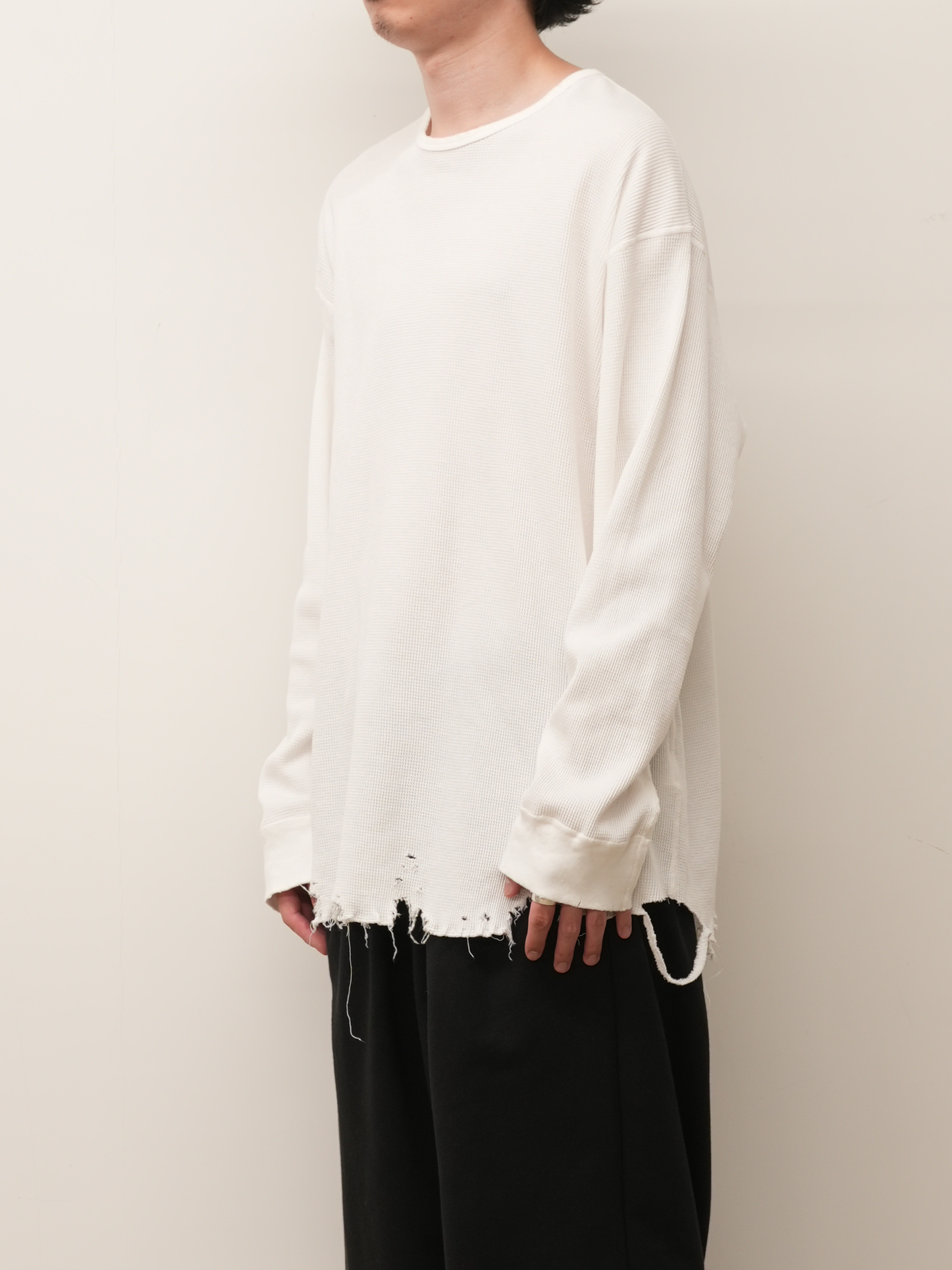 DAMAGE WAFFLE CREW LS T-SHIRT(WHITE)