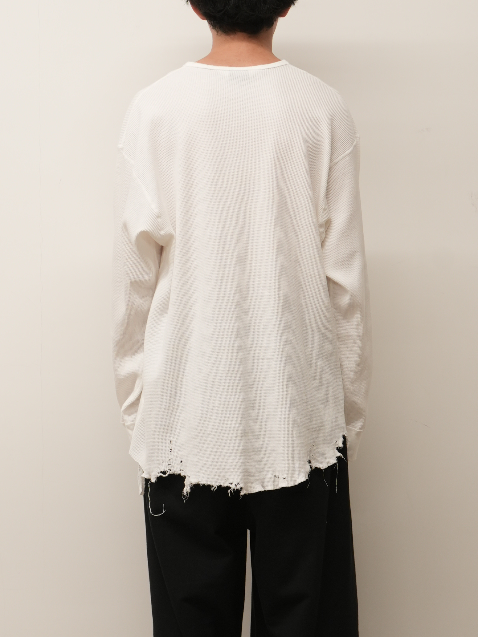 DAMAGE WAFFLE CREW LS T-SHIRT(WHITE)