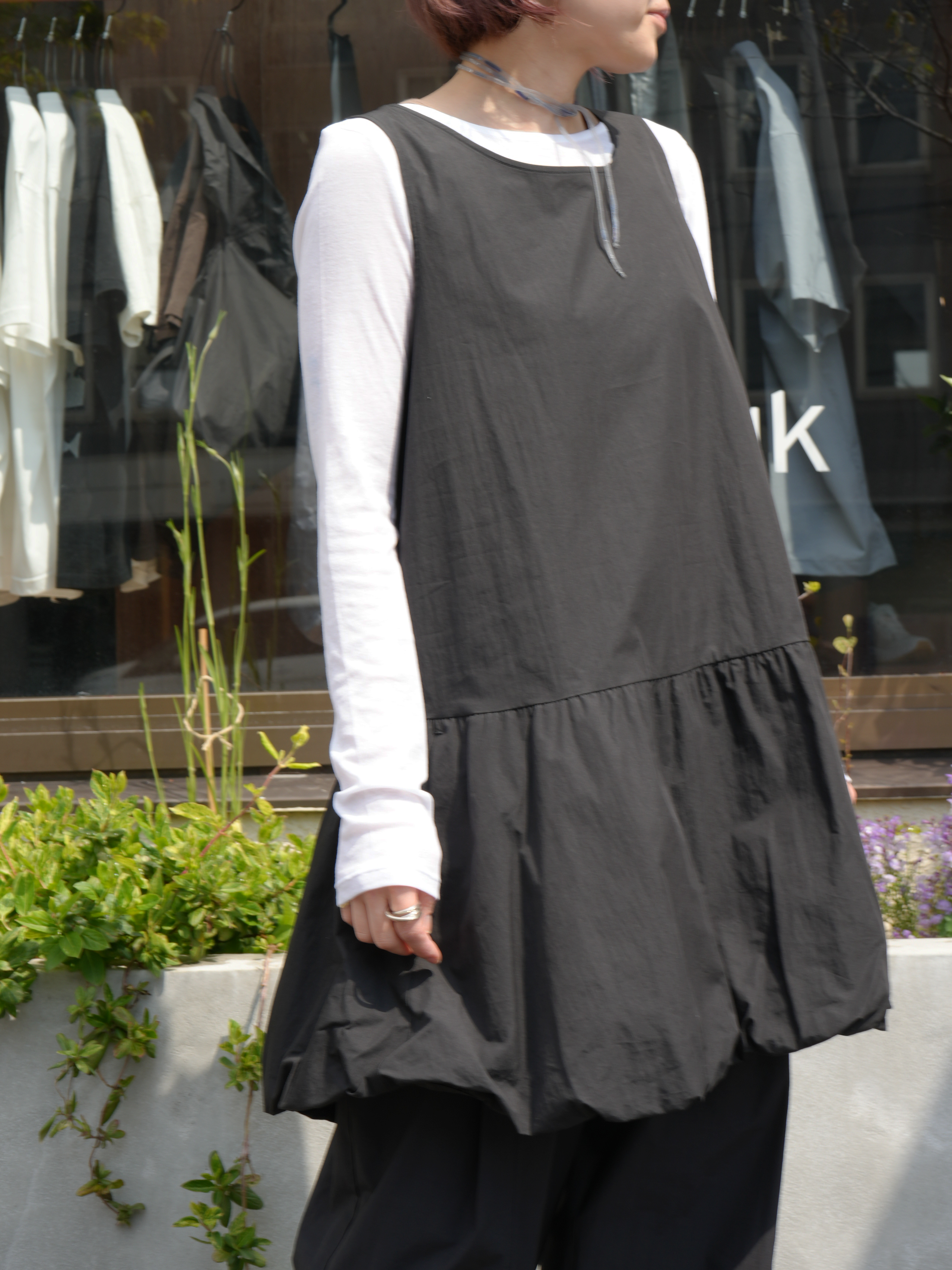VOLUME MINI DRESS