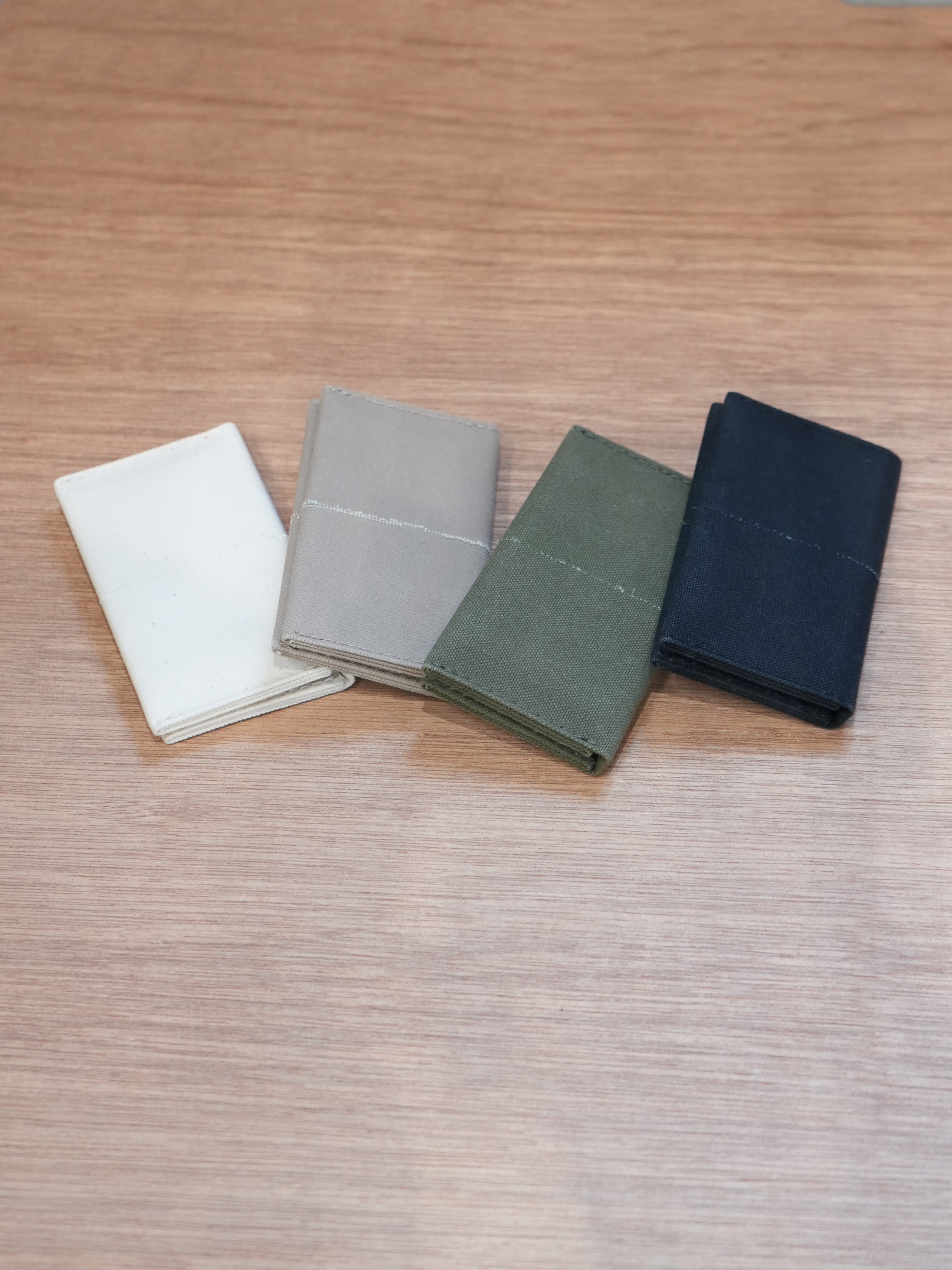 【予約注文】Card Holder