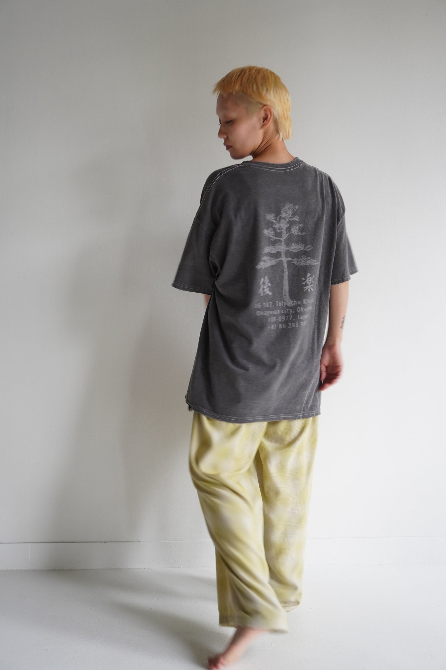 SOUVENIR T-SHIRT "後楽" (BLACK)
