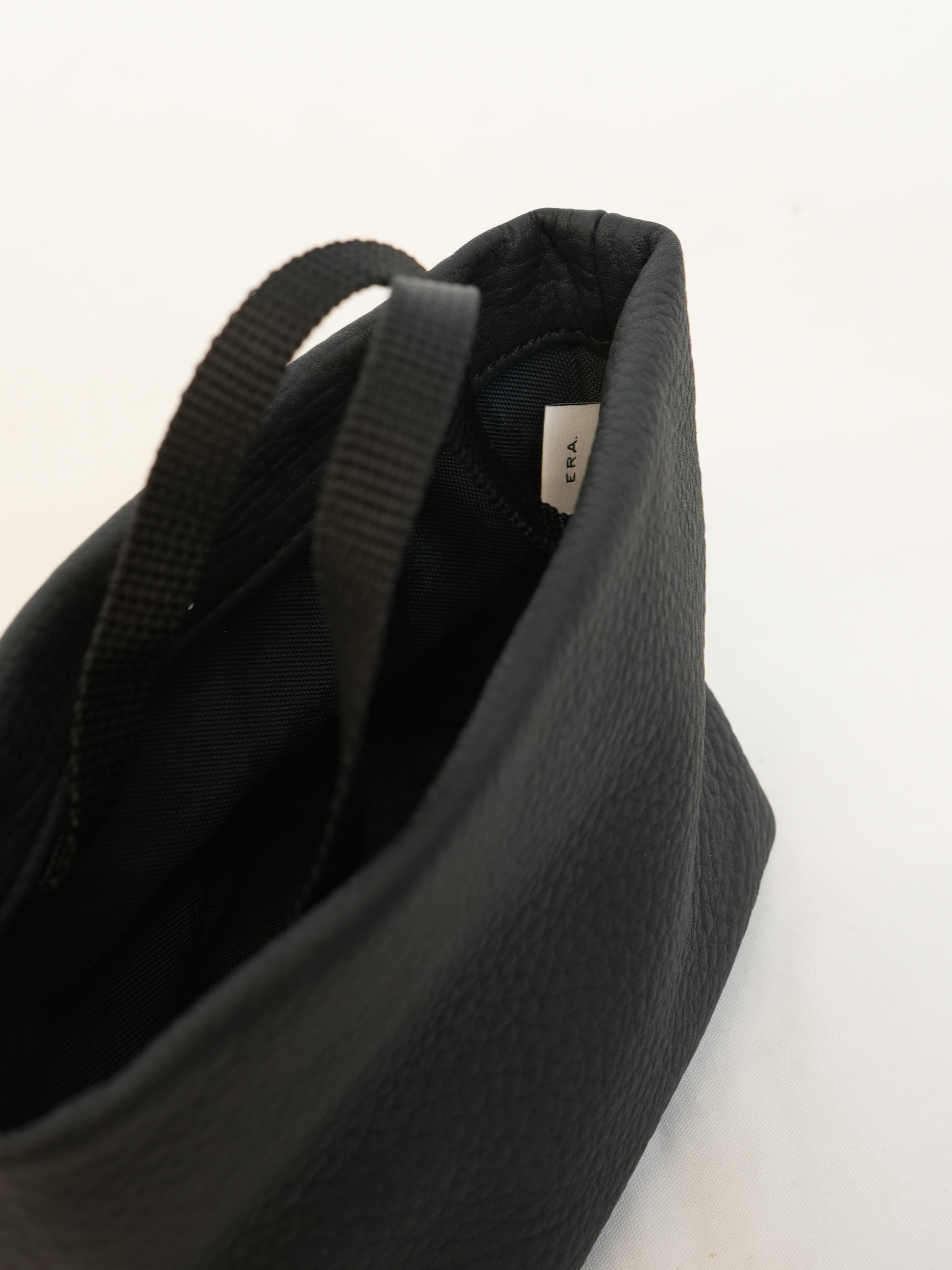 EO SHRINK SO TINY TOTE BAG