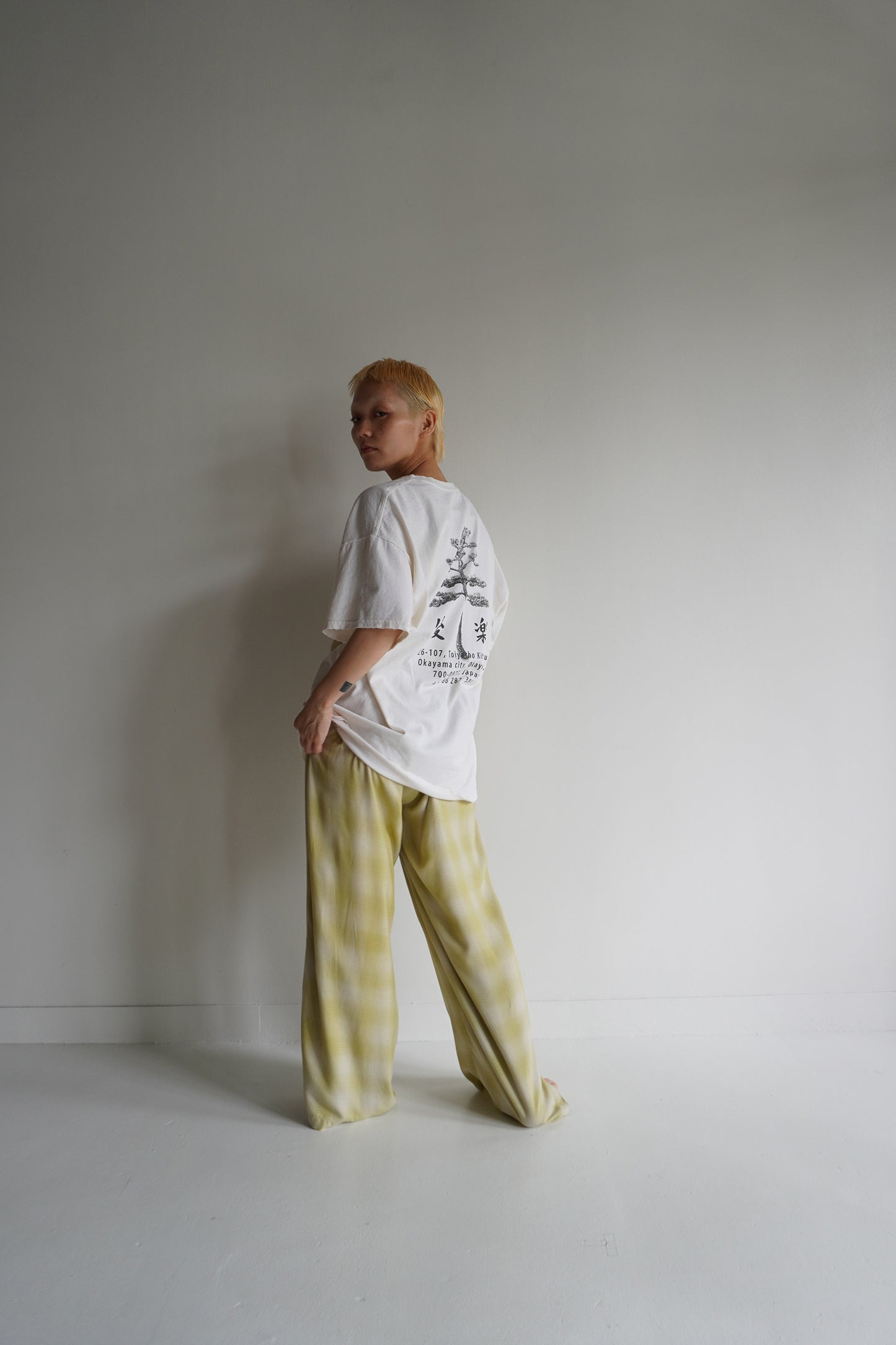 SOUVENIR T-SHIRT "後楽" (IVORY)