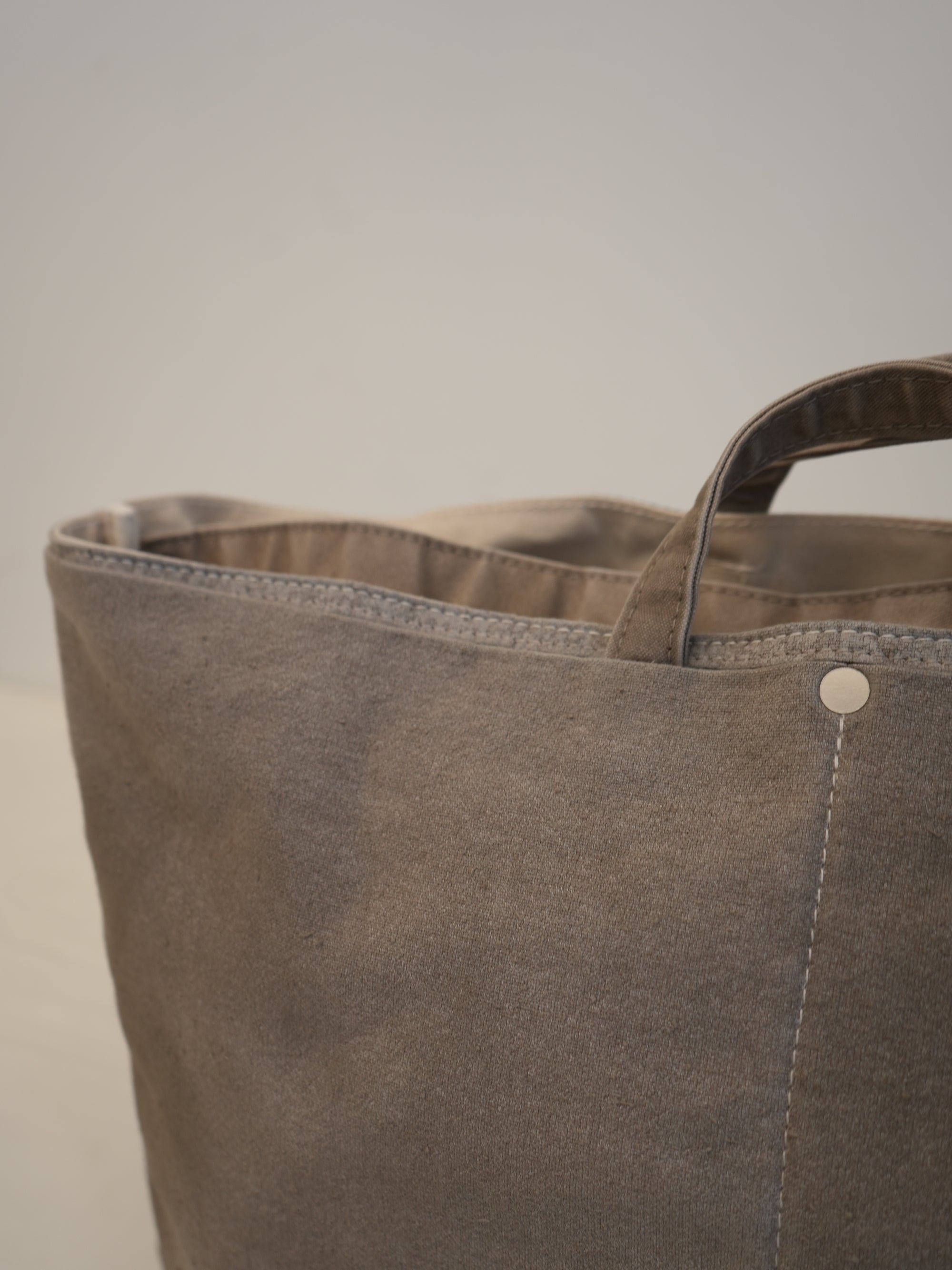 ANCELLM with This is a(n) C/R DUCK BAG (GREIGE)