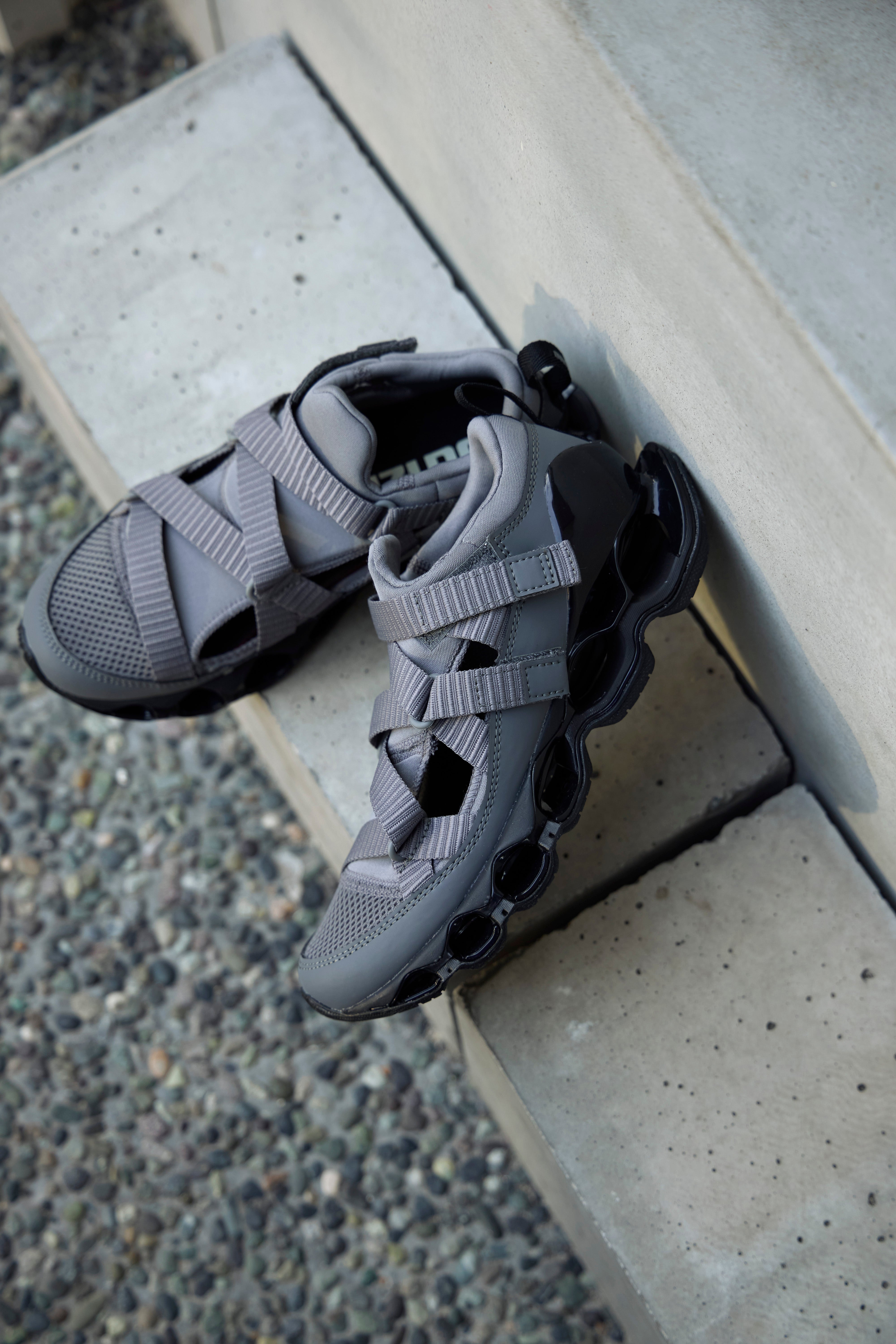 WAVE PROPHECY STRAP(Quiet Shade / Black)