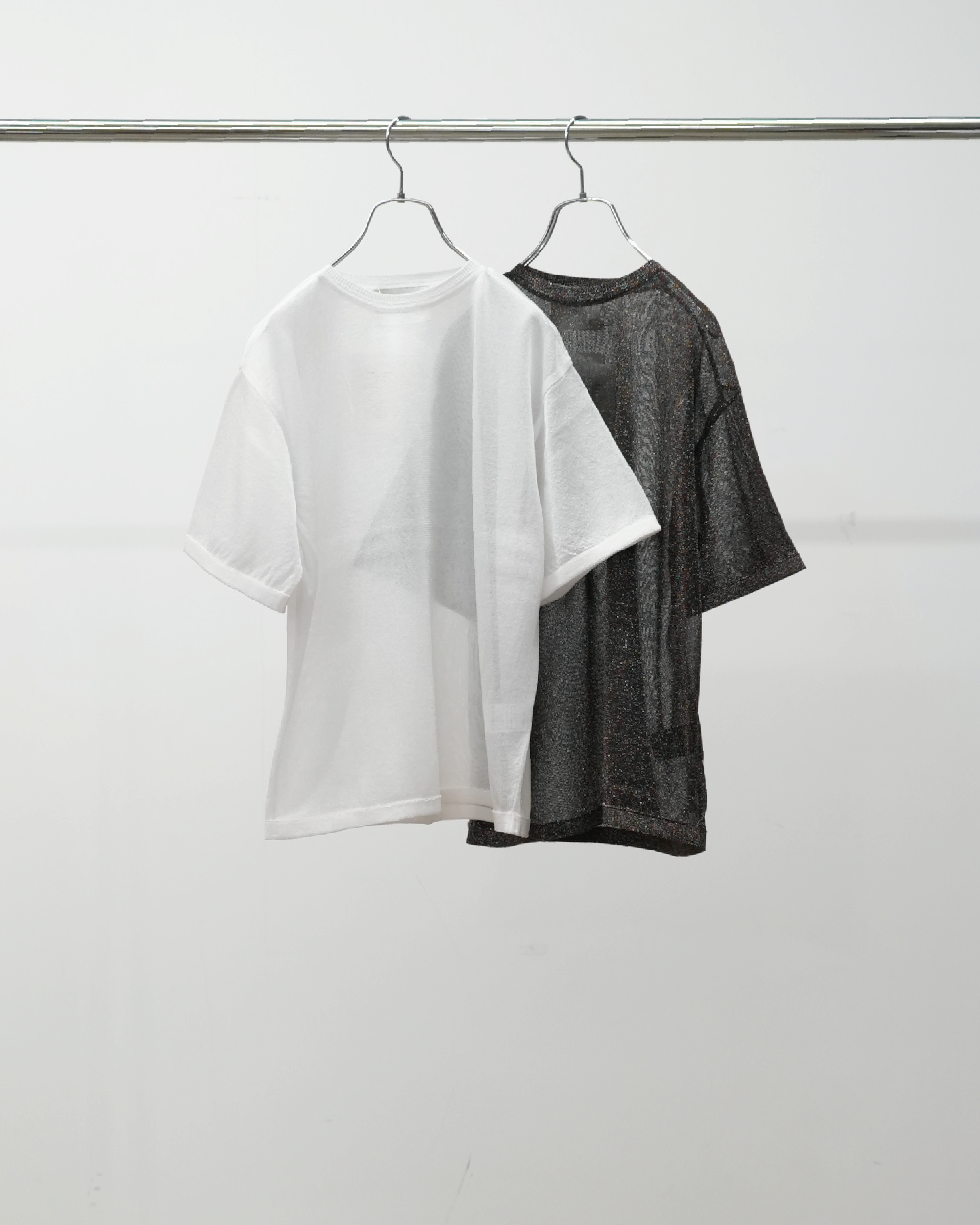 SHINY BOX T-SHIRT