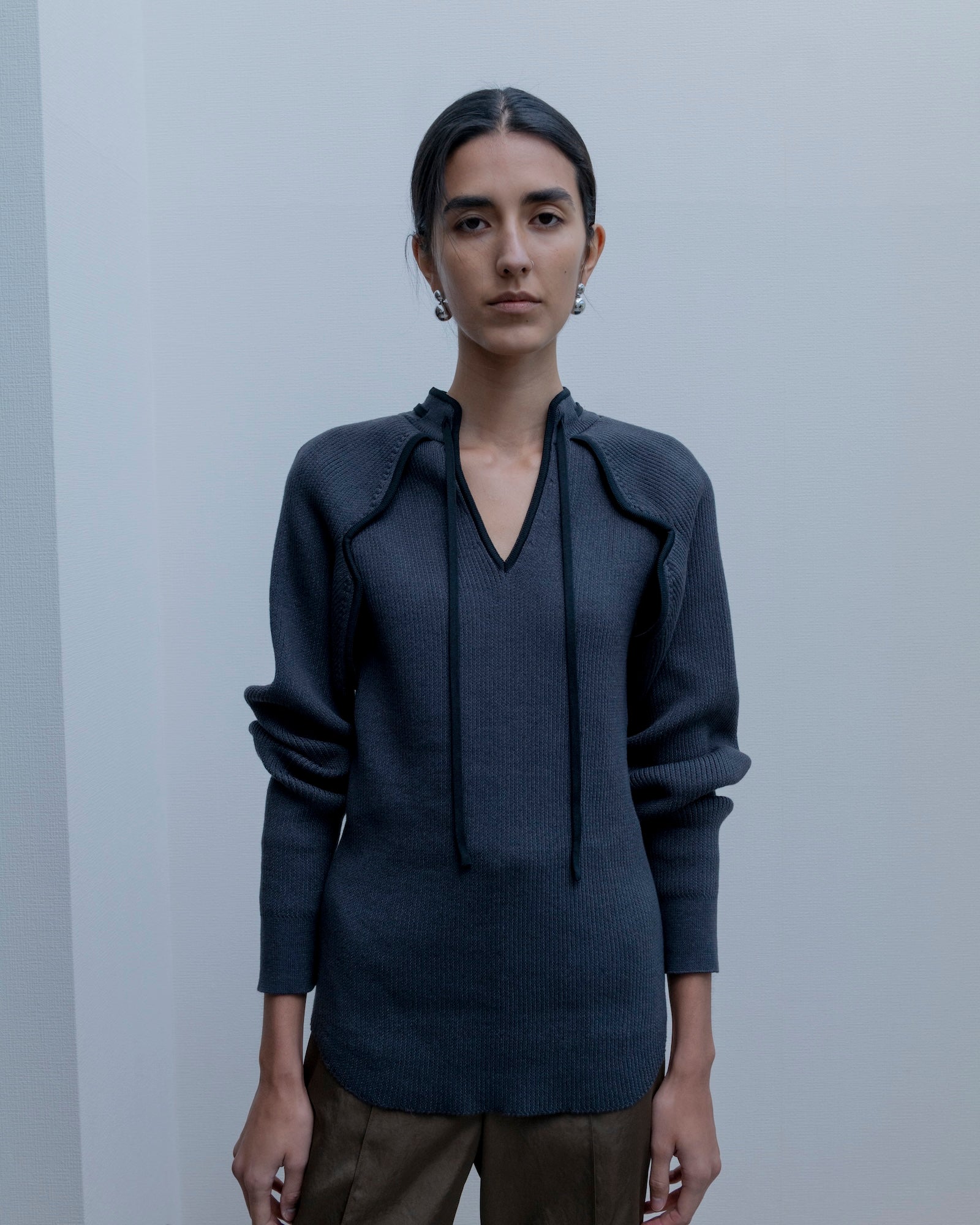 *OPEN SLEEVE V/NECK KNIT TOP