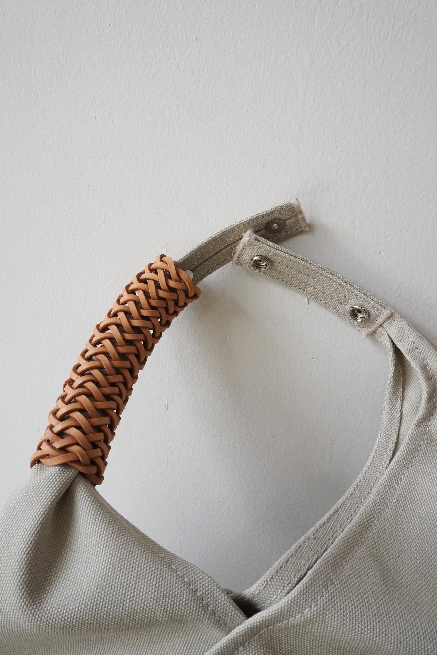 Woven Triangle Bag(IVORY)