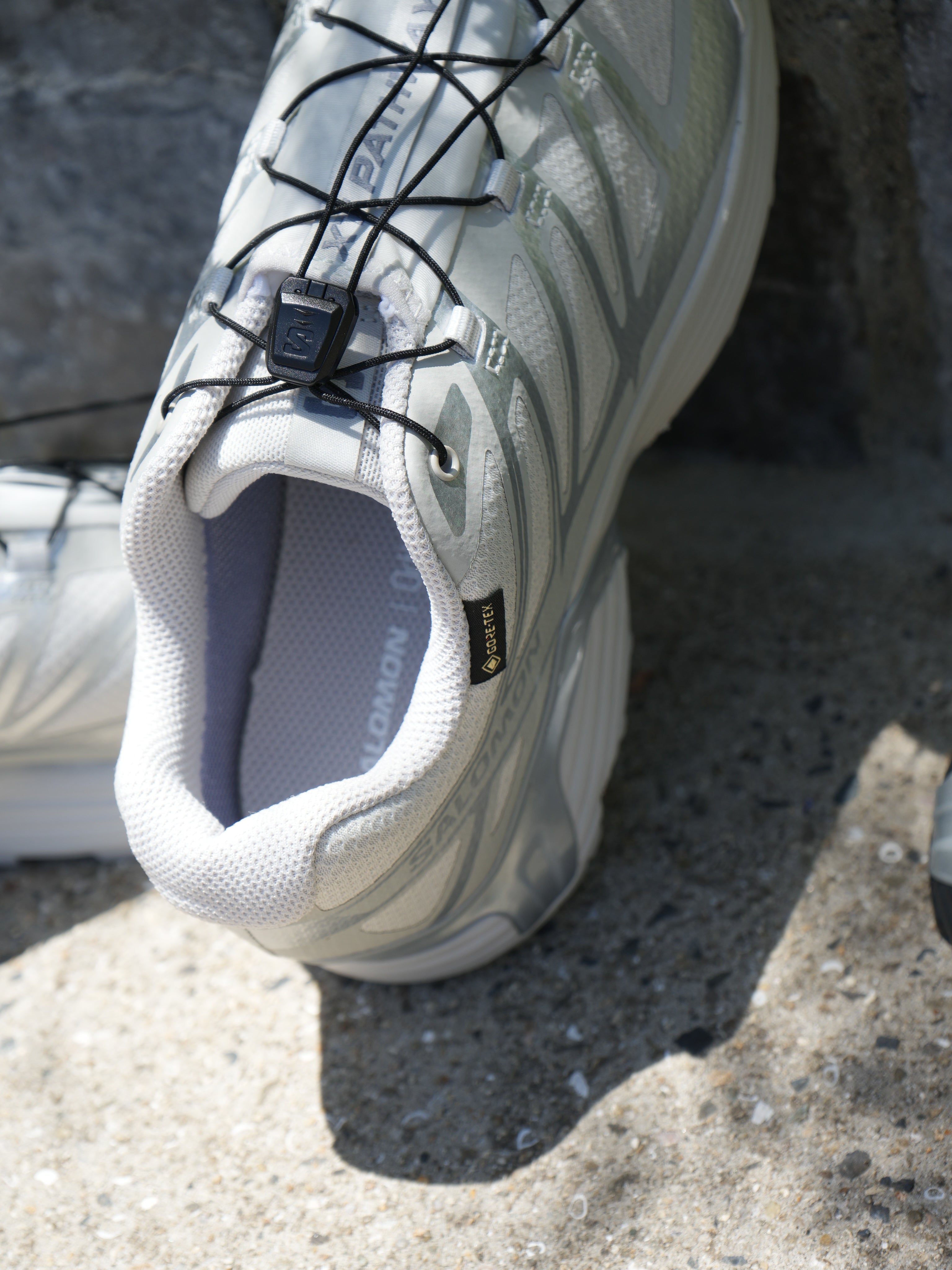 春夏のスタイリングを彩るスニーカー特集