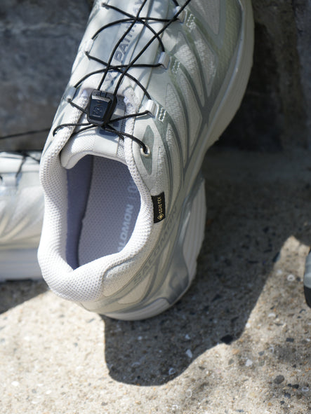 春夏のスタイリングを彩るスニーカー特集