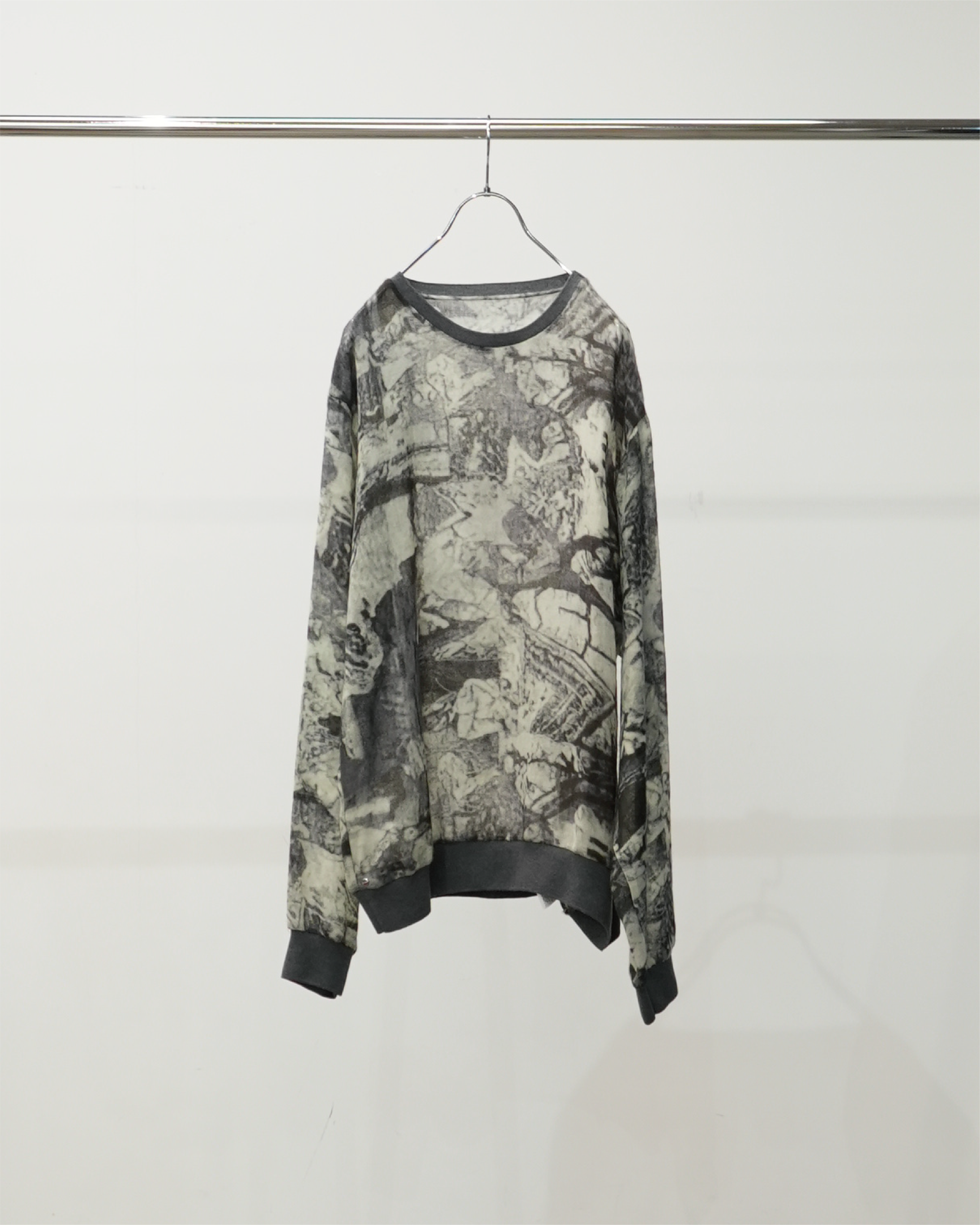 M-Sweater
