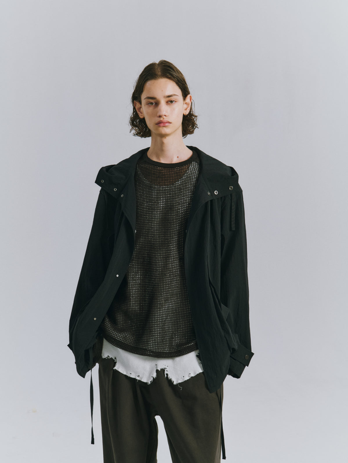WRINKLED NYLON OVER HOODIE(BLACK)