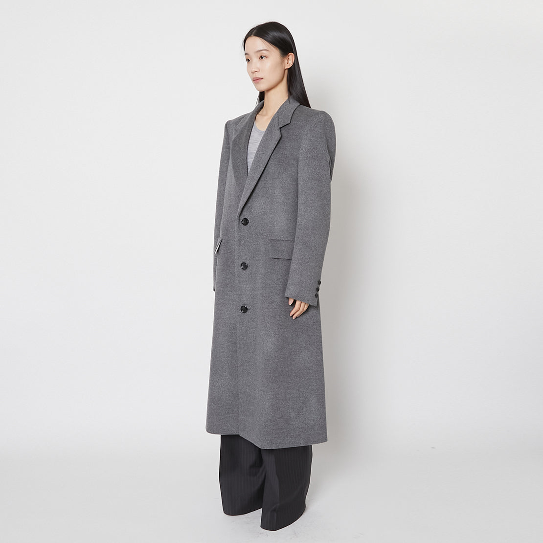 Natural Concaved Shoulder Coat