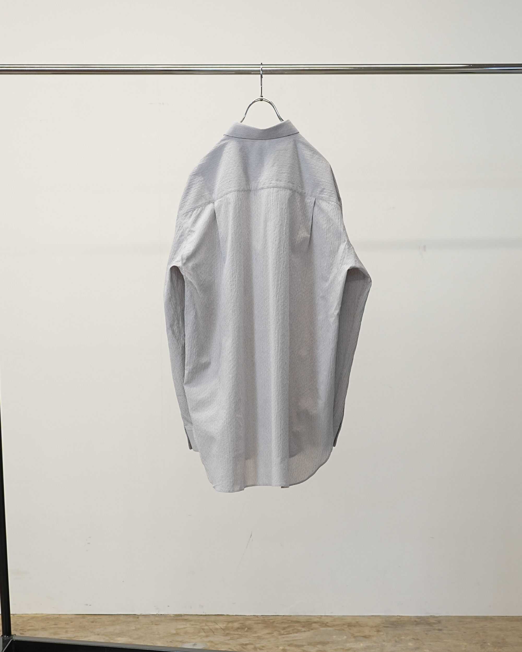 HANDMADE MEN'S CLASSIC COLLAR SHIRT(CREAM WITH BLUE CHECKS)