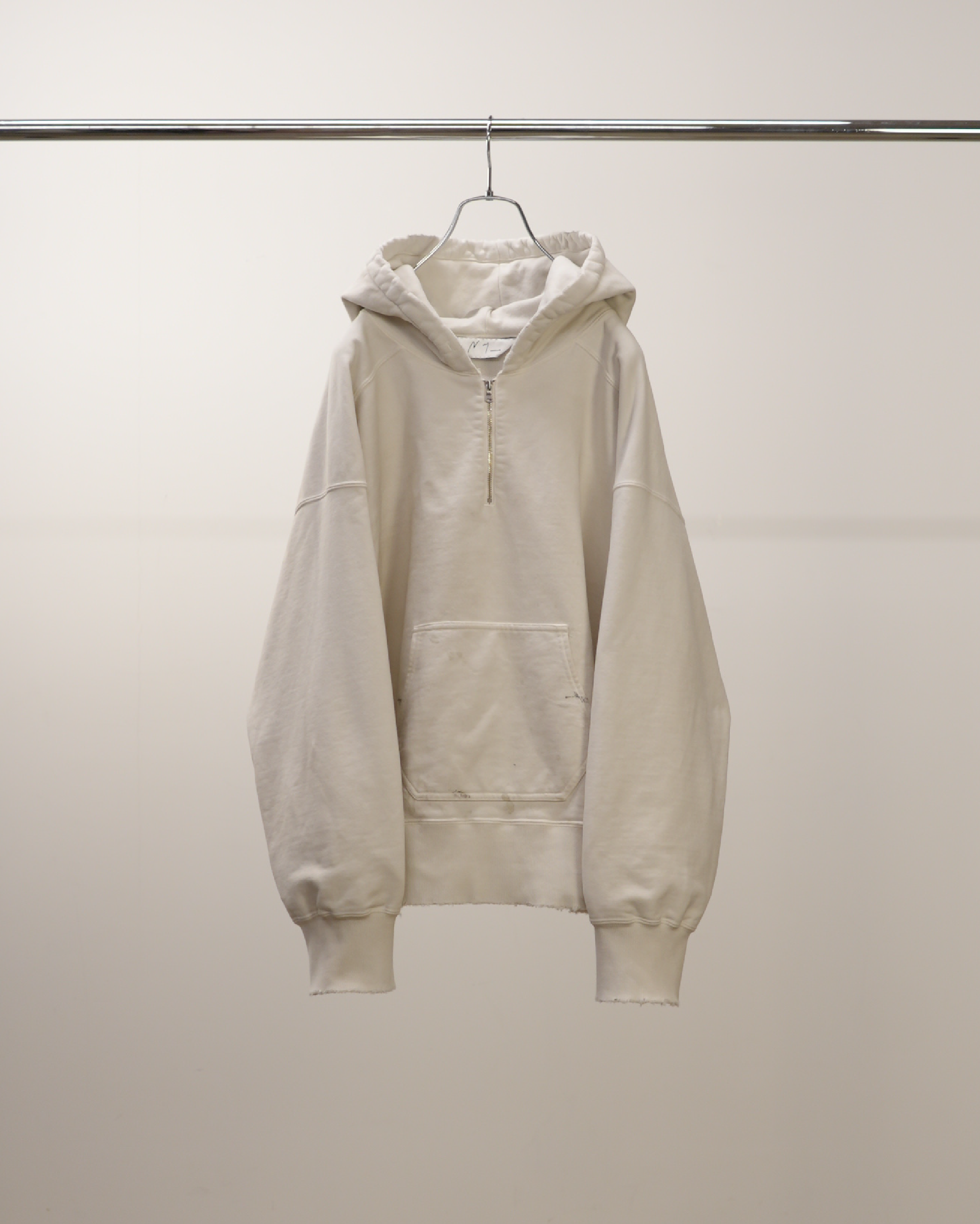 Shirring gather hoodie 撥水加工　透湿加工 HALF ZIP HOODIE(GRAY)