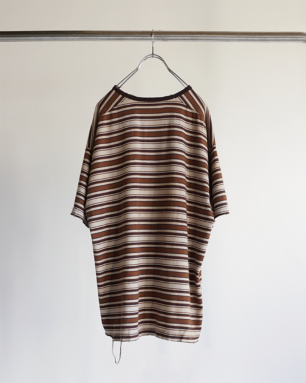 MULTI BORDER T-SHIRT(BROWN)