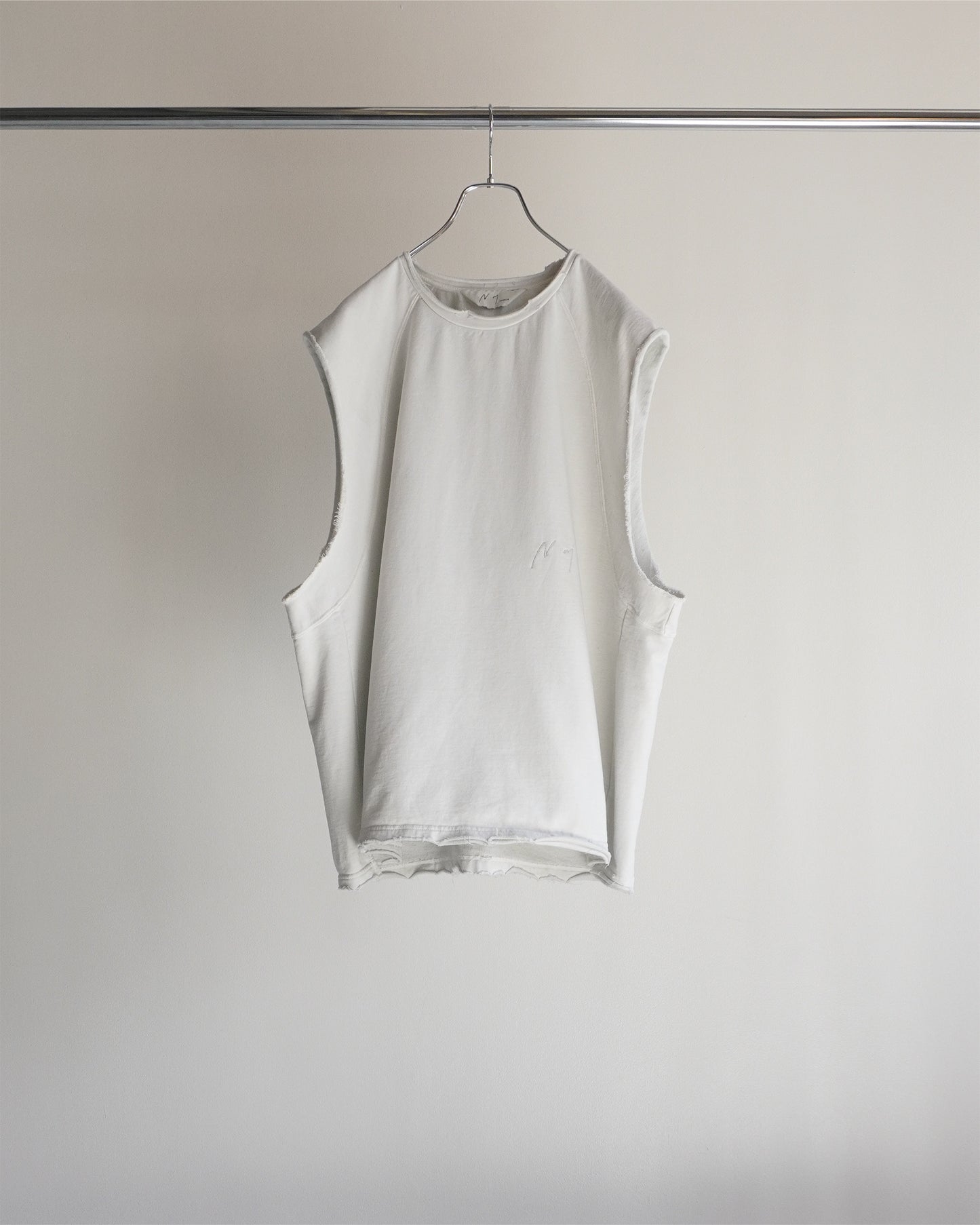 SLEEVELESS AGING T-SHIRT(WHITE)