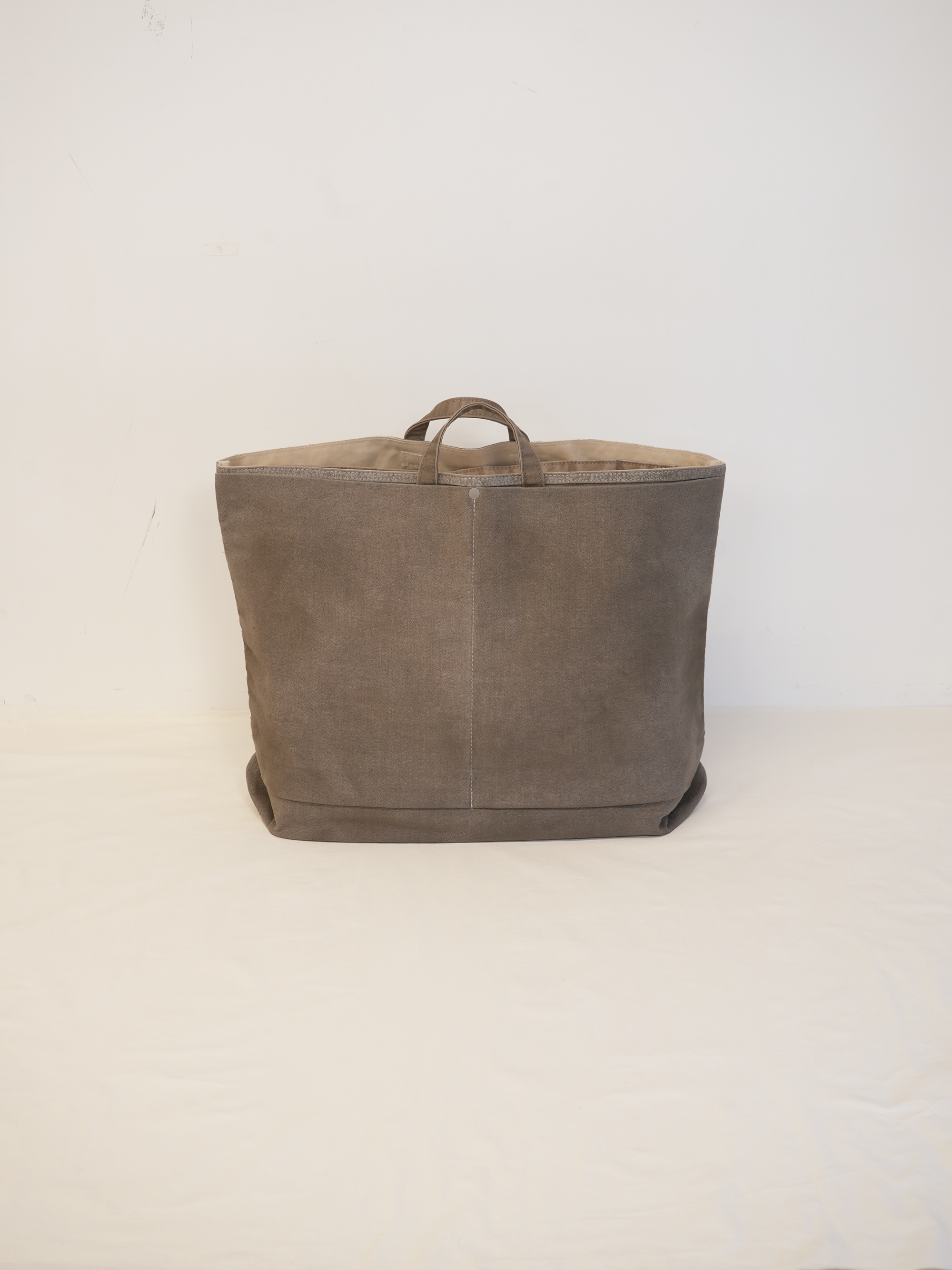 ANCELLM with This is a(n) C/R DUCK BAG (GREIGE)