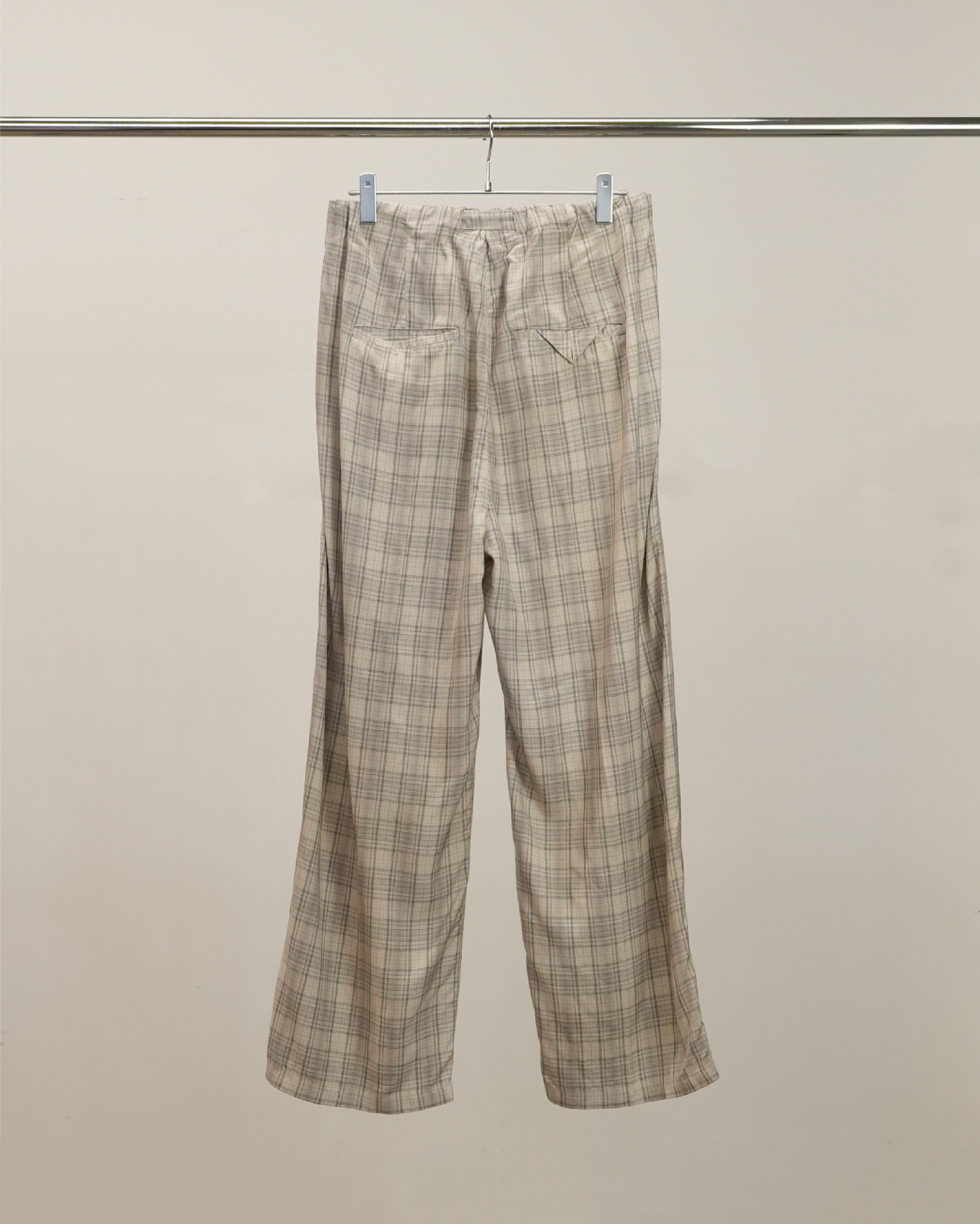 AGING CHECK BELT-LESS SLACKS(BEIGE)