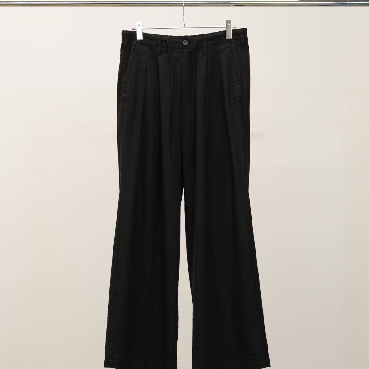 パンツ ETTE EASY SLACKS Black and SKIRT S/L TUCK EASY SLACKS(BLACK)