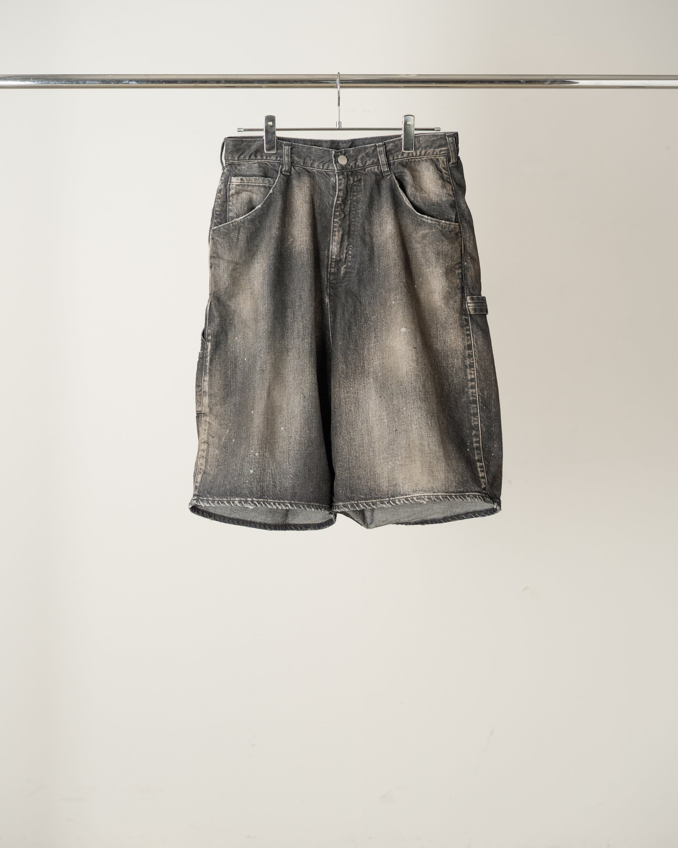 DENIM PAINTER SHORTS(BLACK)