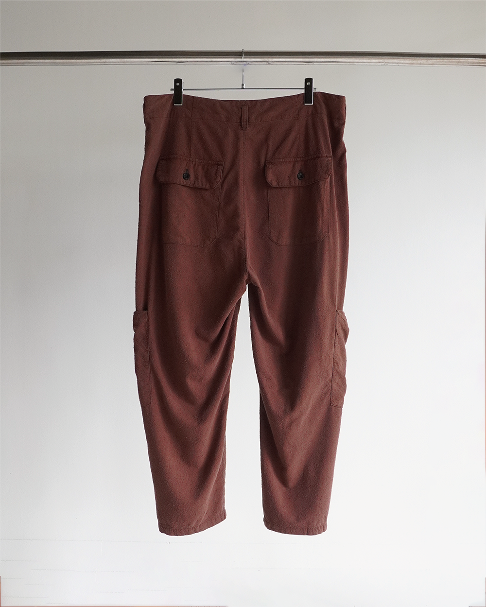 SILK SUEDE BAKER CARGO PANTS(BROWN)