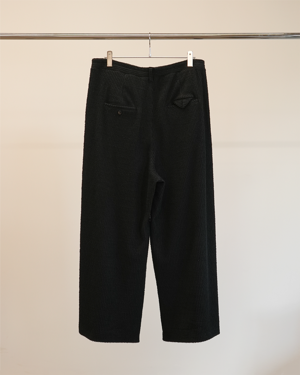 CUT STRIPE EASY SLACKS(BLACK)