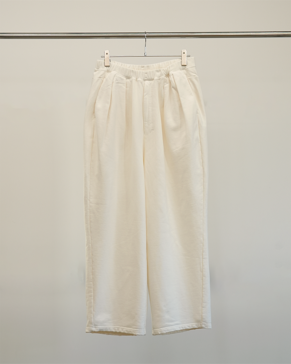 TUCK SWEAT PANTS(WHITE)