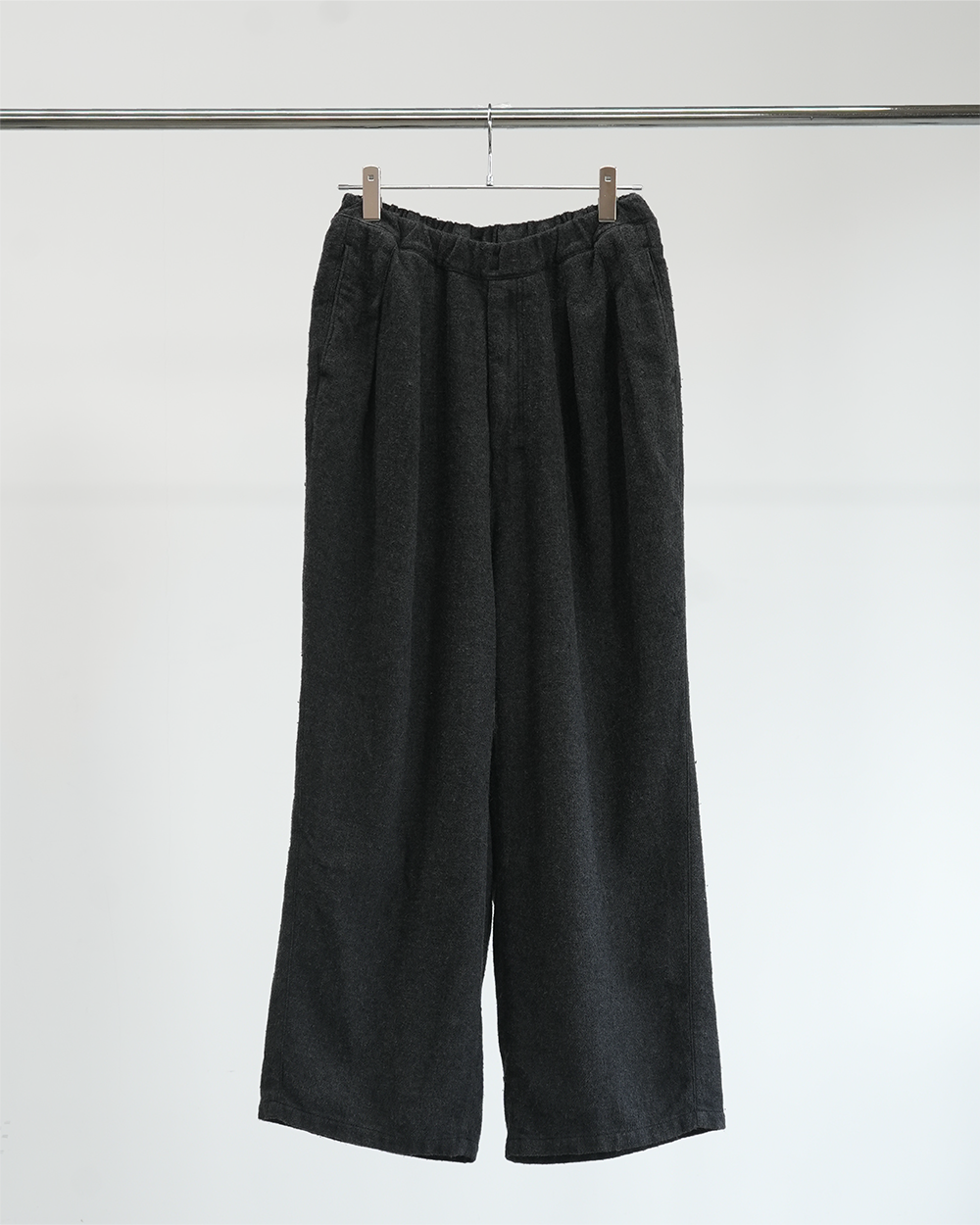 【ANCELLM/exclusive】PILLING TUCK PANTS EX