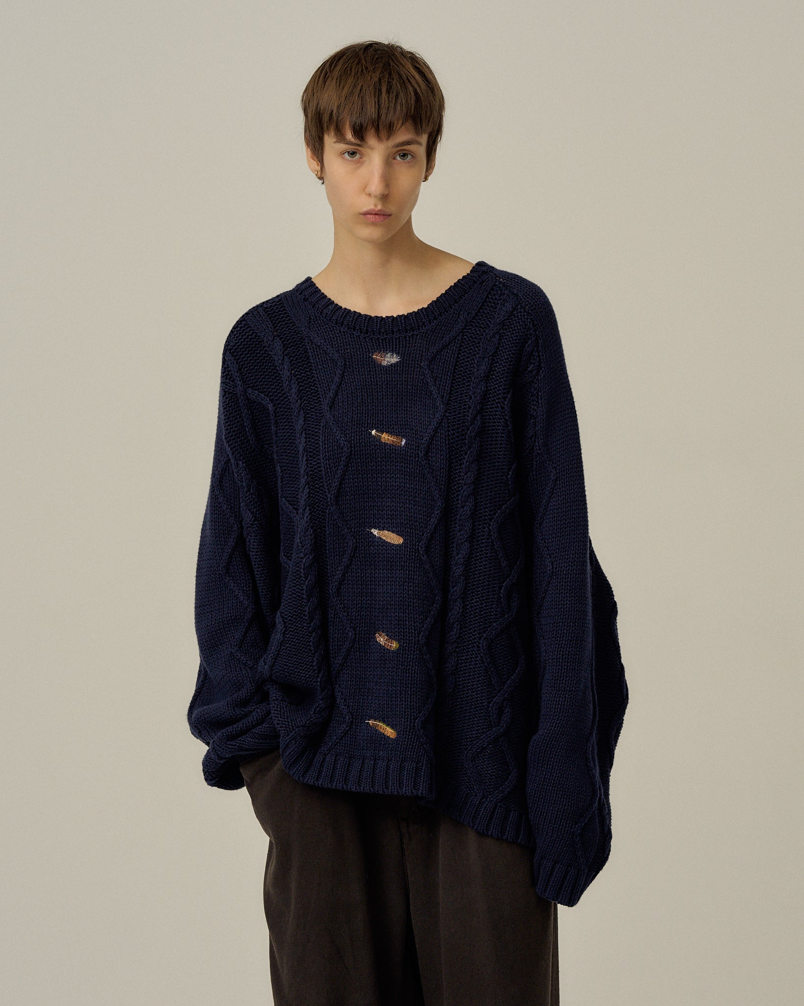 EMBROIDERY CABLE STITCH KNIT(NAVY)