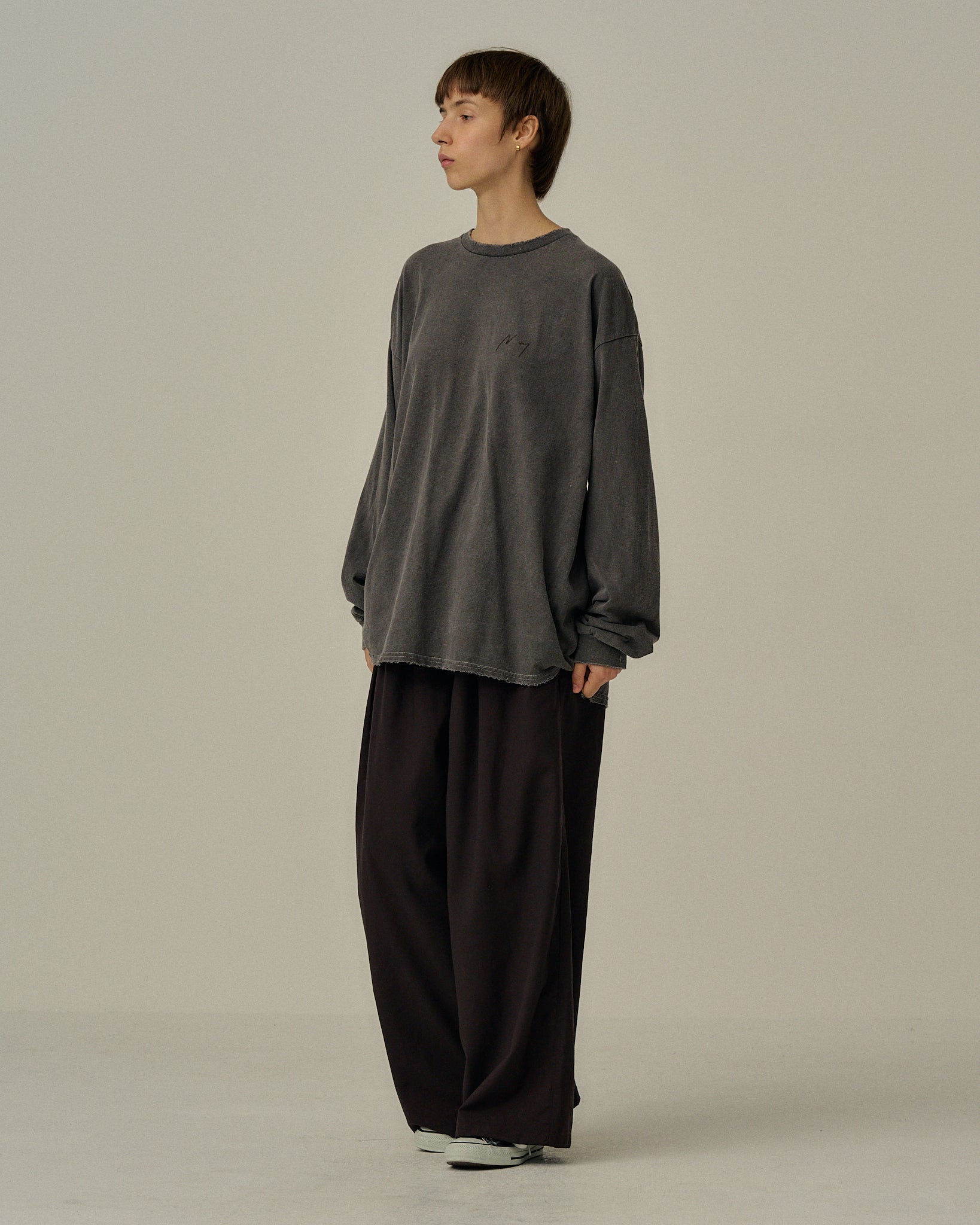 EMBROIDERY DYED LS T-SHIRT(F.BLACK)