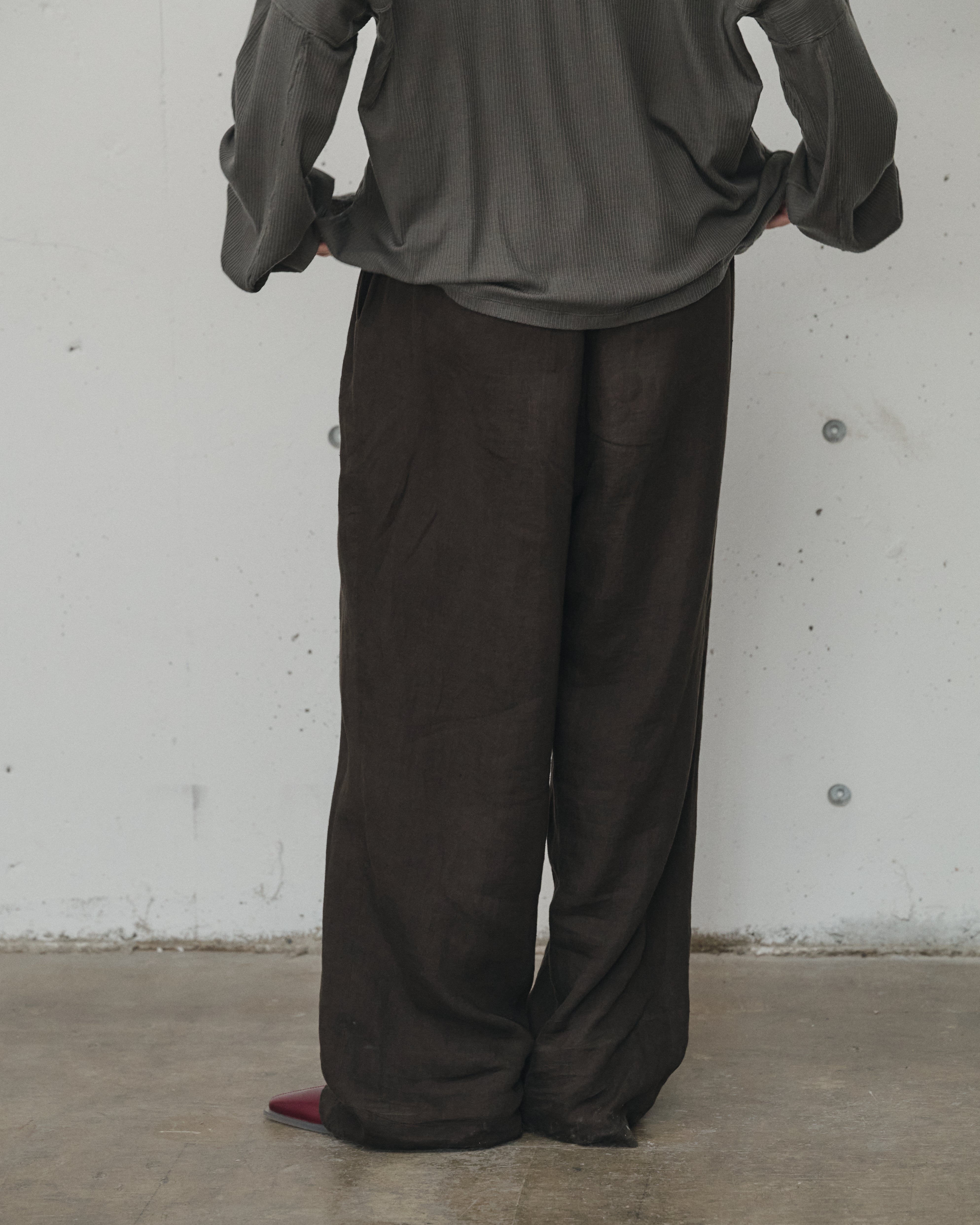 100/S LINEN TUCK SLACKS(BROWN)