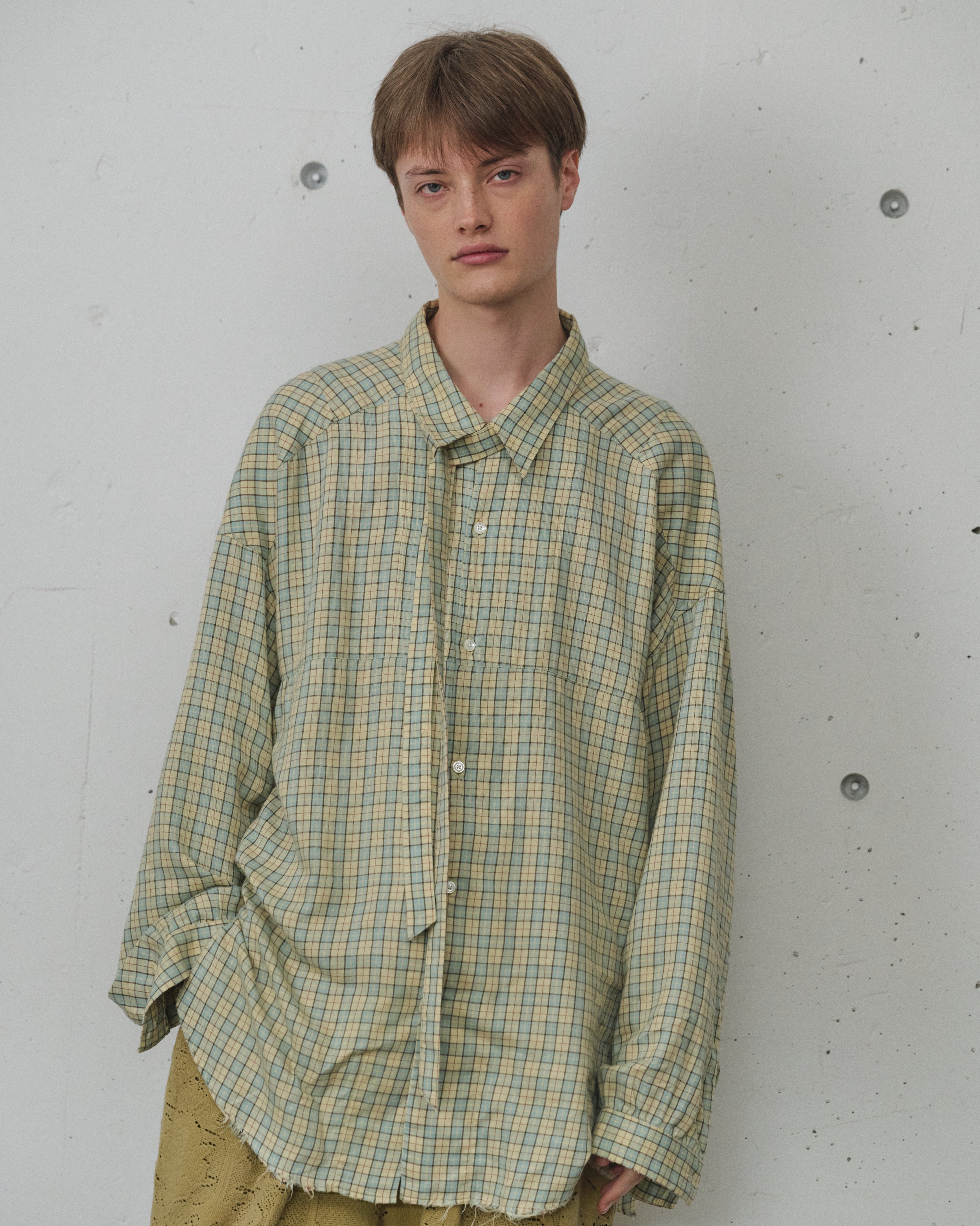 BOW-TIE CHECK SHIRT(CREAM)