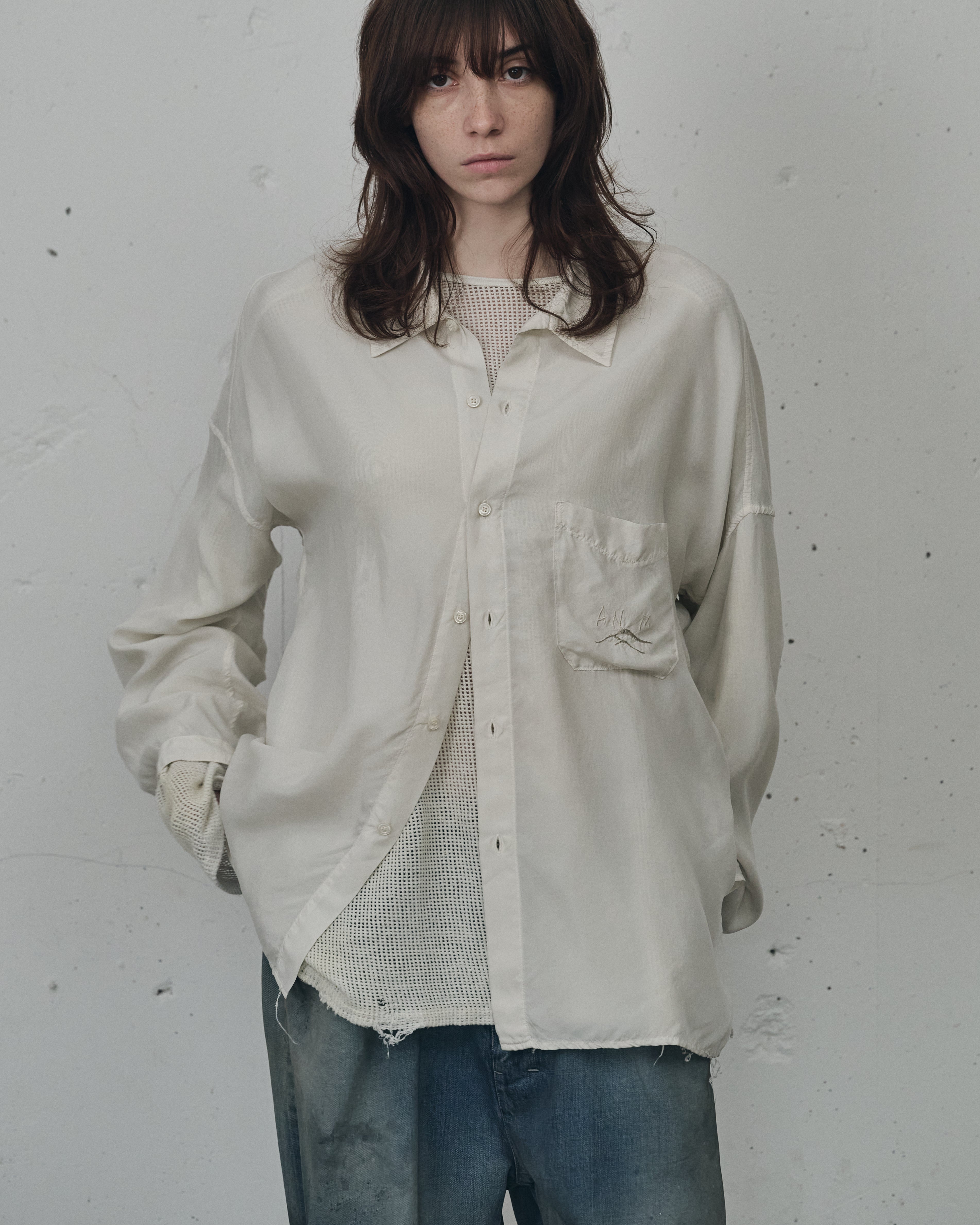EMBROIDERED SOUVENIR SHIRT(WHITE)