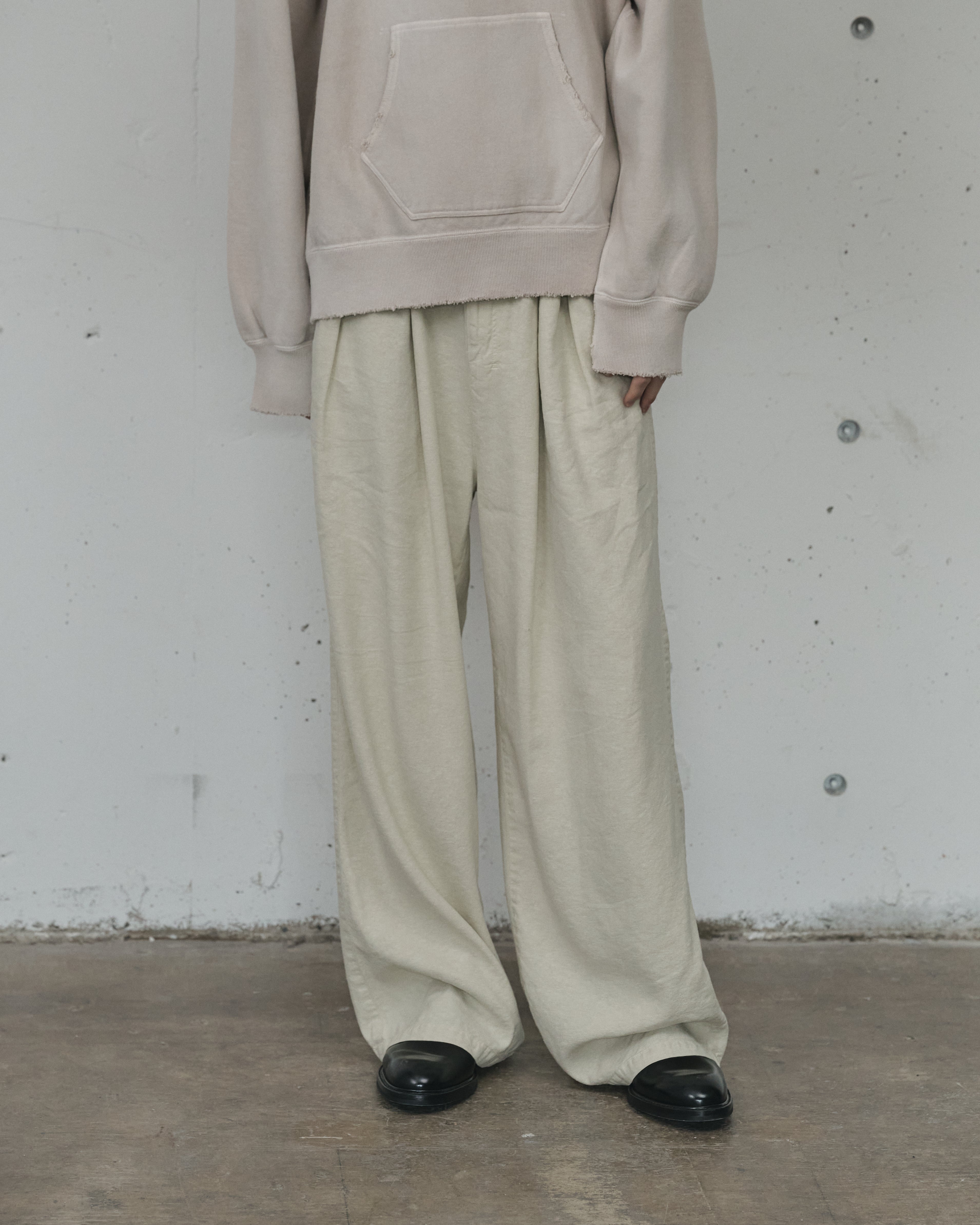 S/L TUCK EASY SLACKS(D.WHITE)