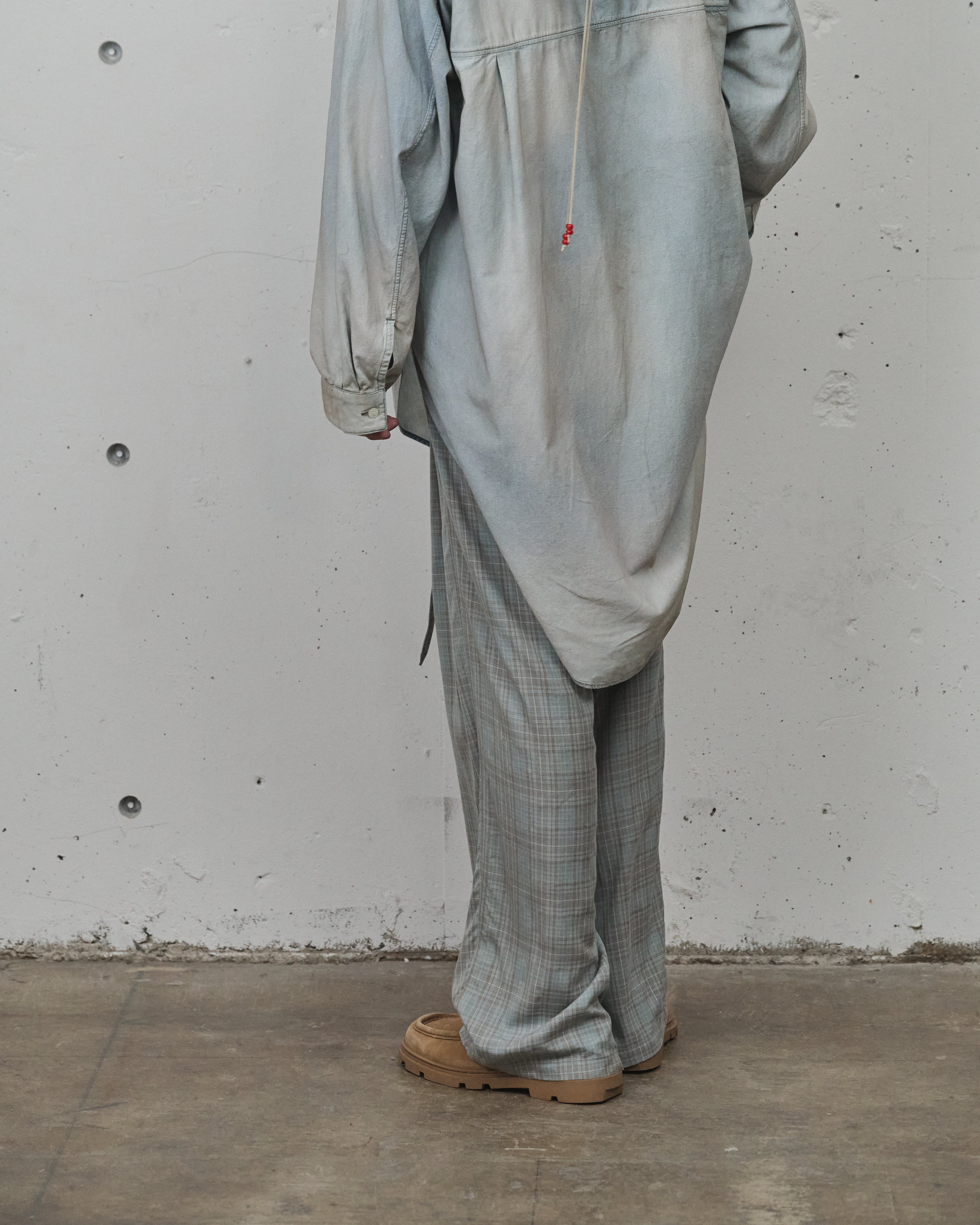 AGING CHECK BELT-LESS SLACKS(BLUE)