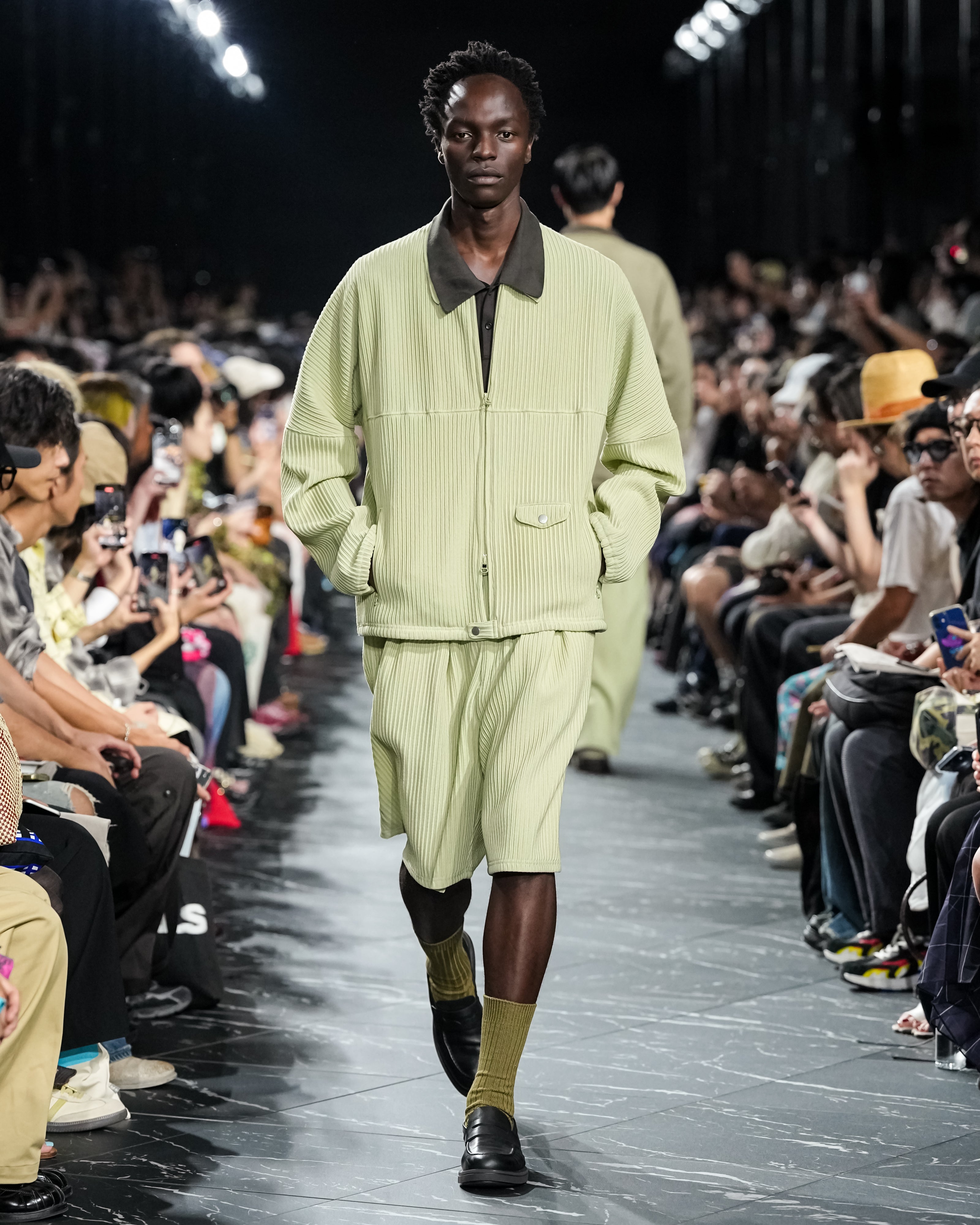 FOOTBALL S/S POLO(BROWN)