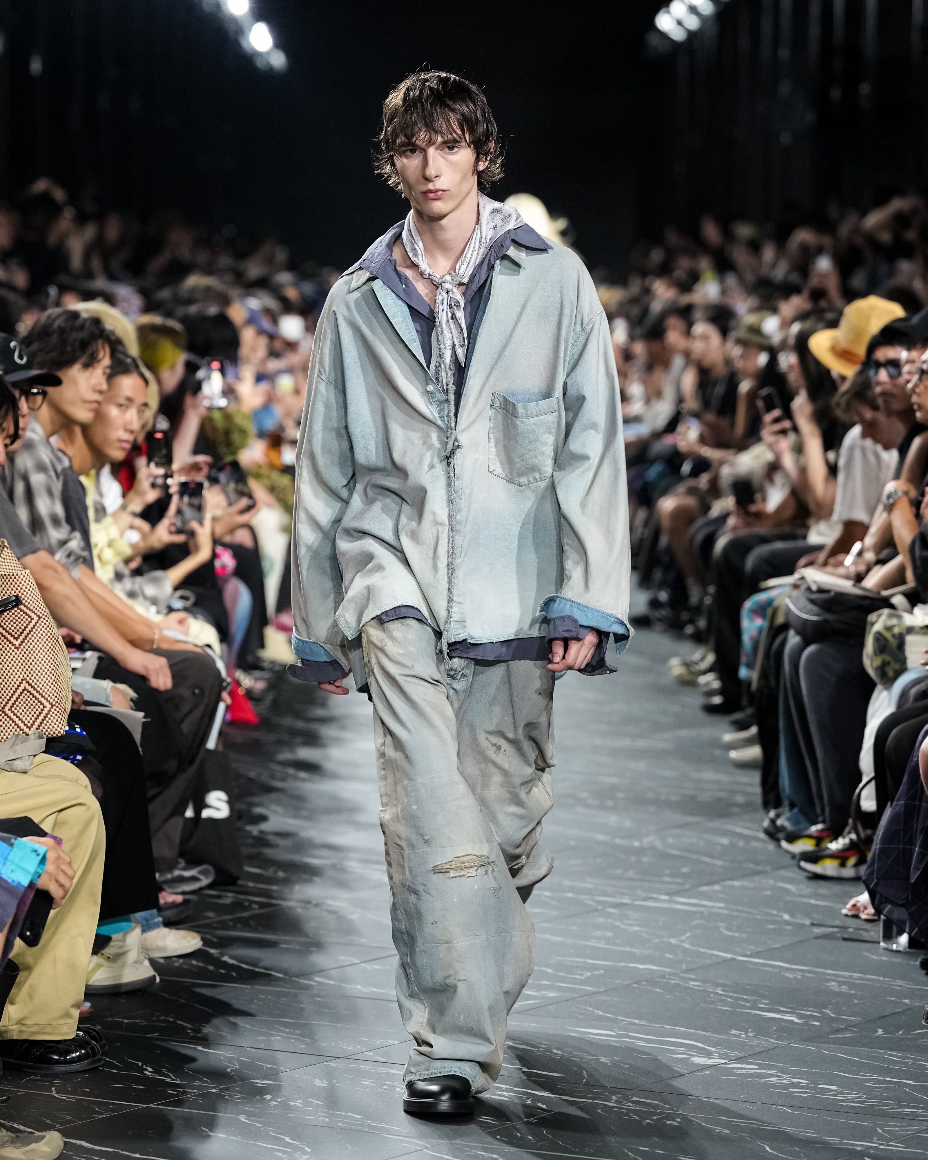 HAND-DRAWN SILK SCARF(WHITE)