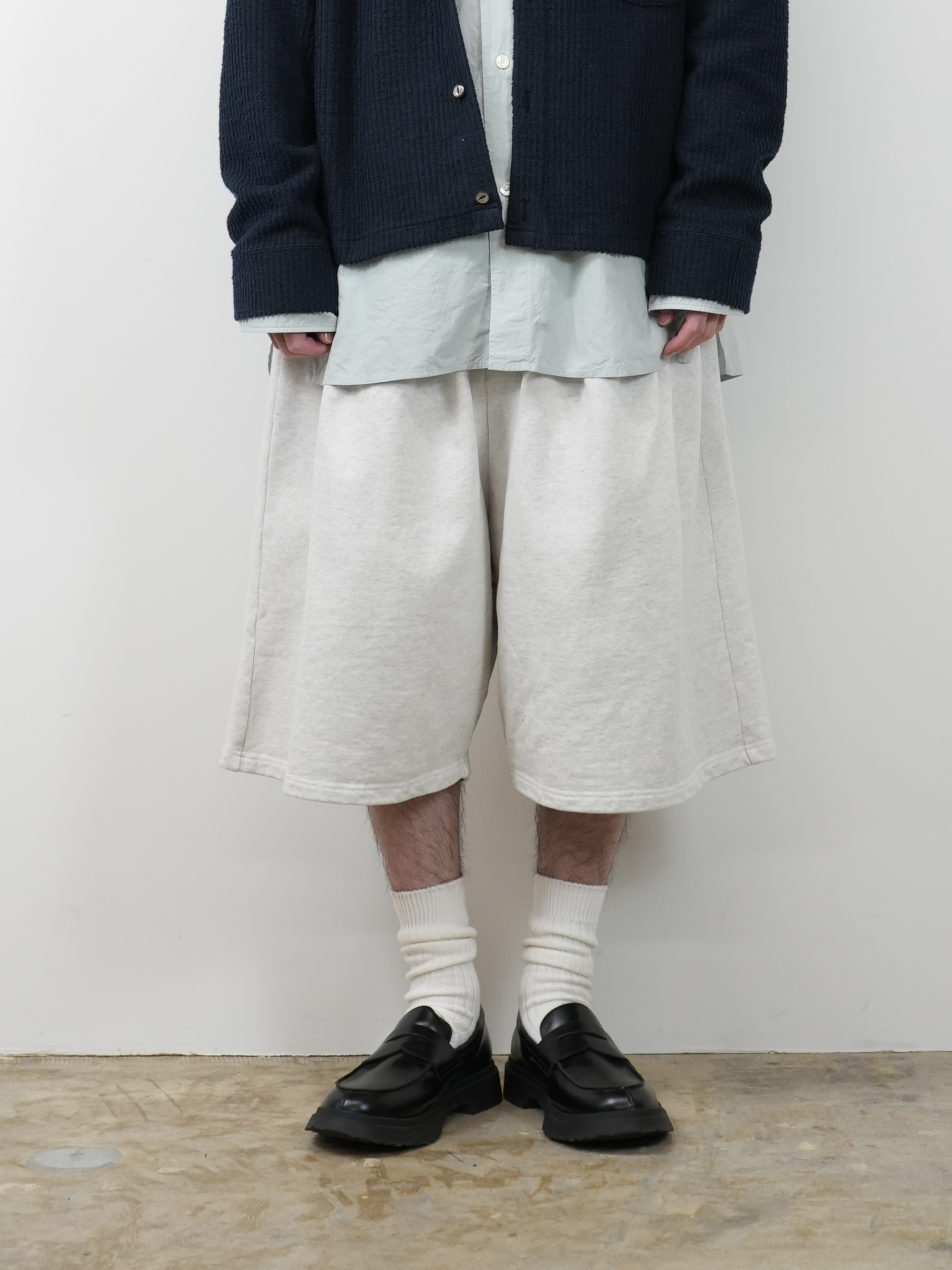 3/4 TUCK SWEAT SHORTS(ASH GRAY)