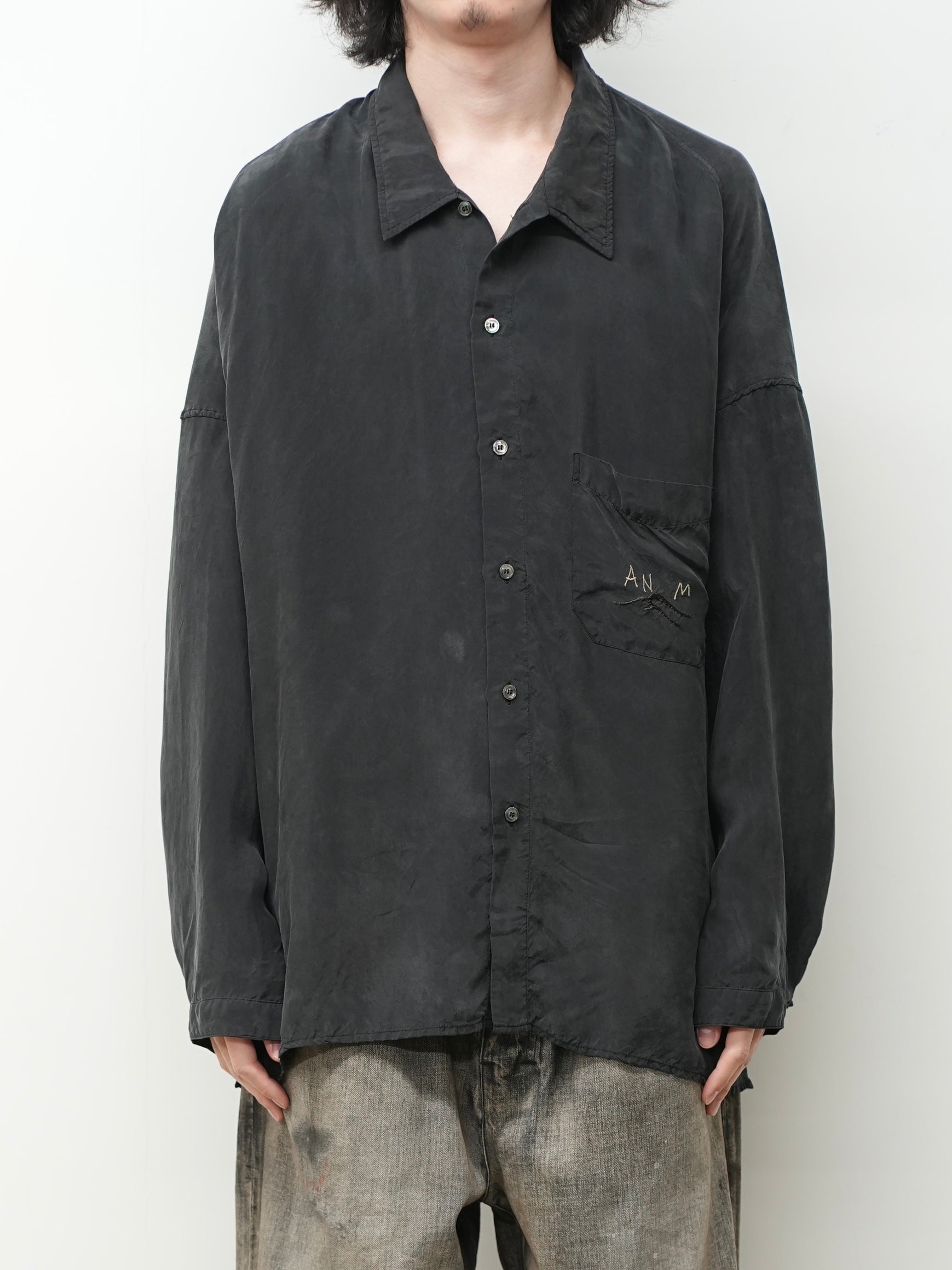 EMBROIDERED SOUVENIR SHIRT(BLACK)