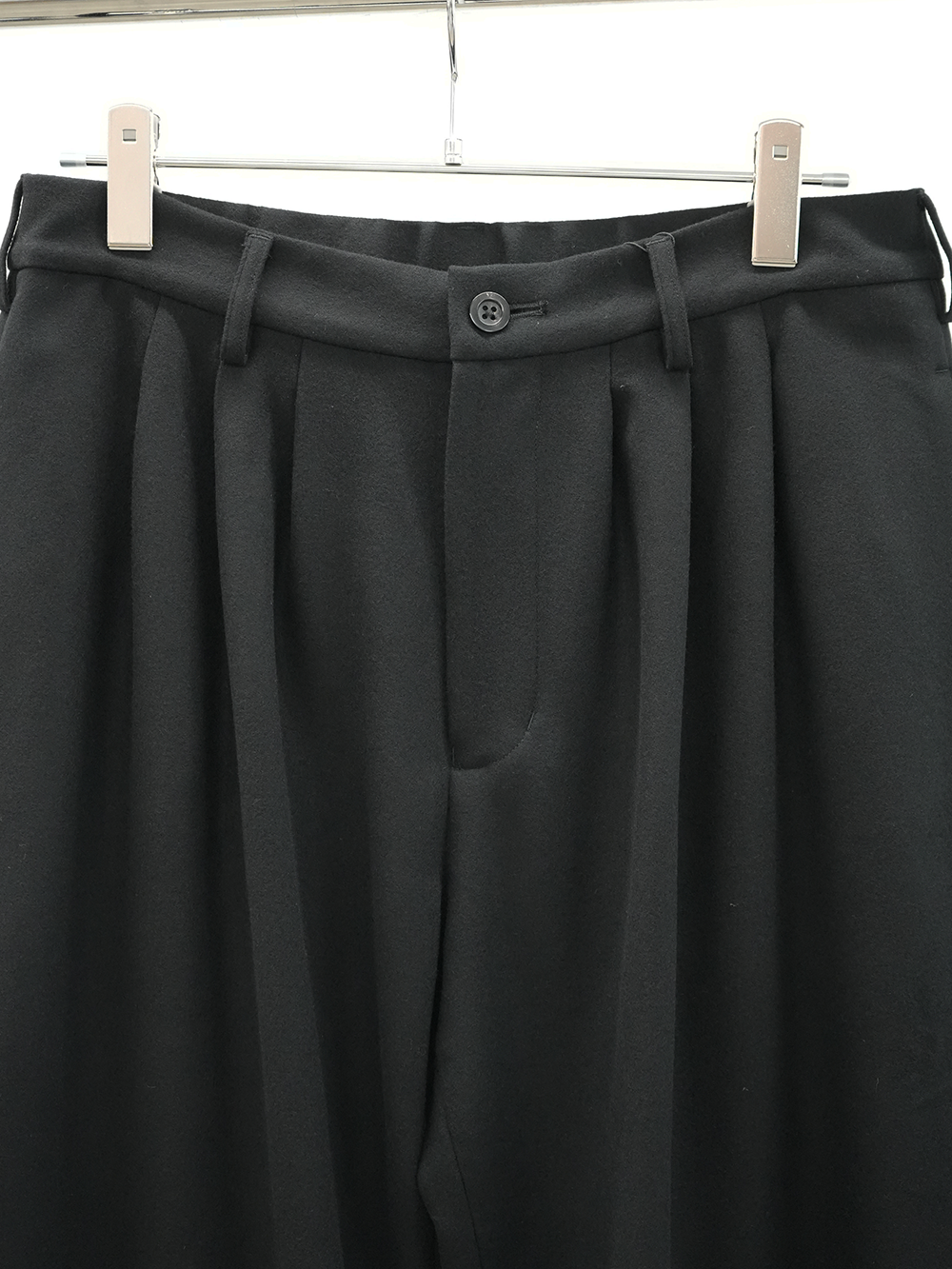 3TUCK SLACKS(BLACK)