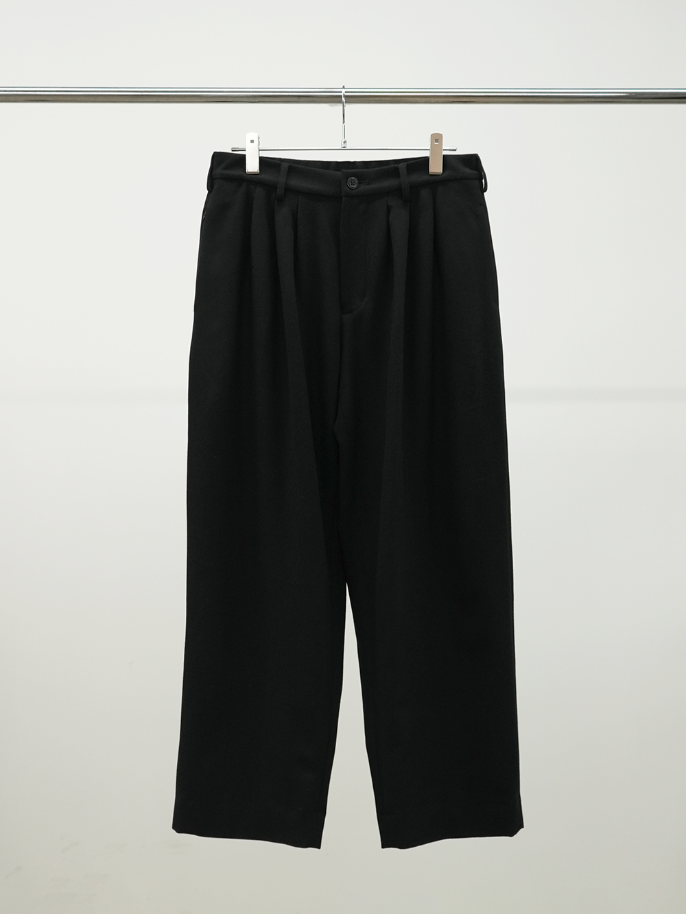 3TUCK SLACKS(BLACK)