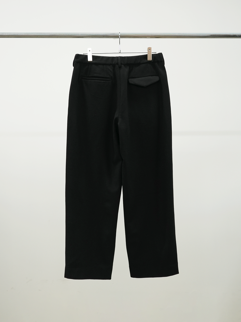 3TUCK SLACKS(BLACK)