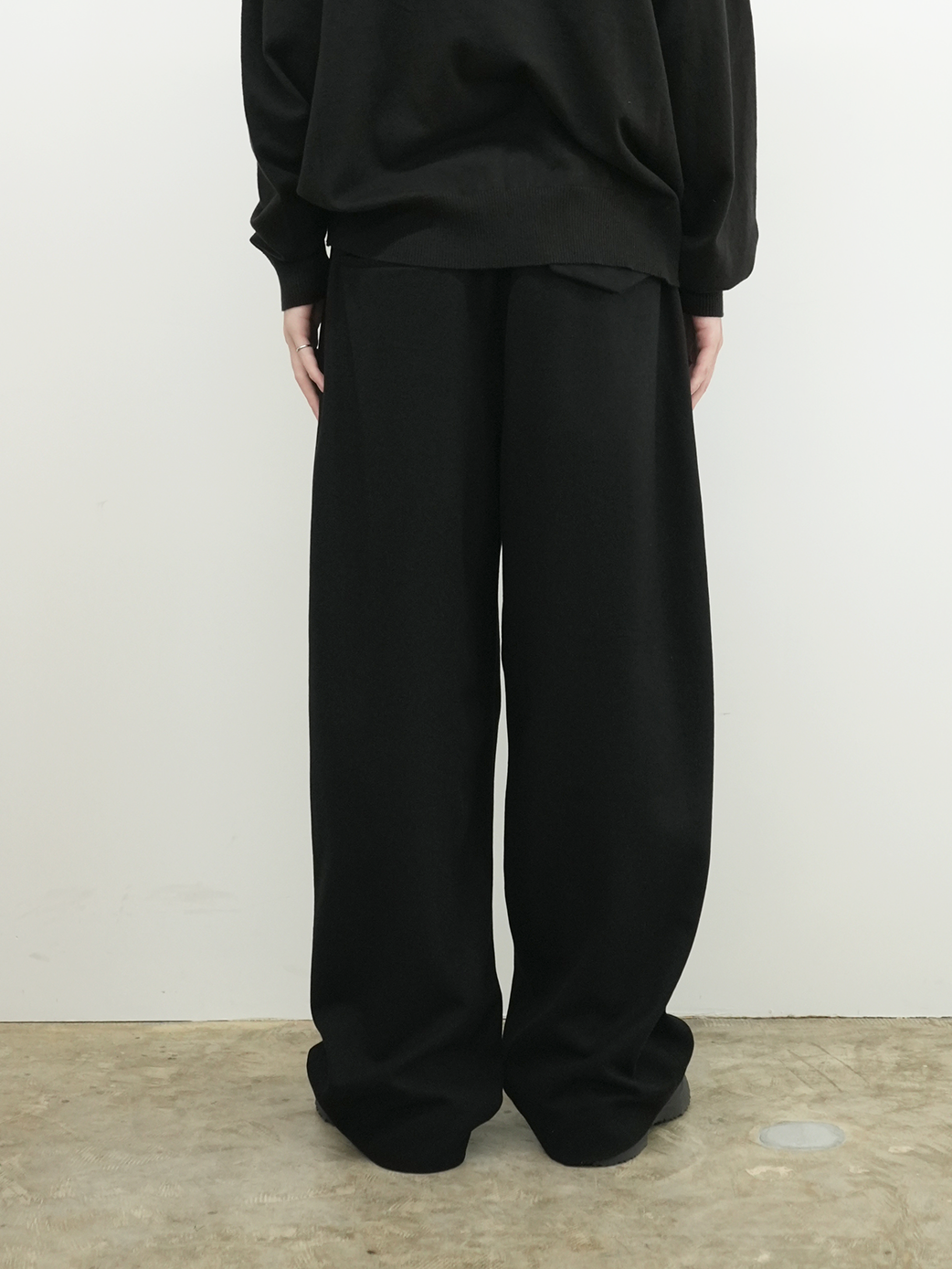 3TUCK SLACKS(BLACK)