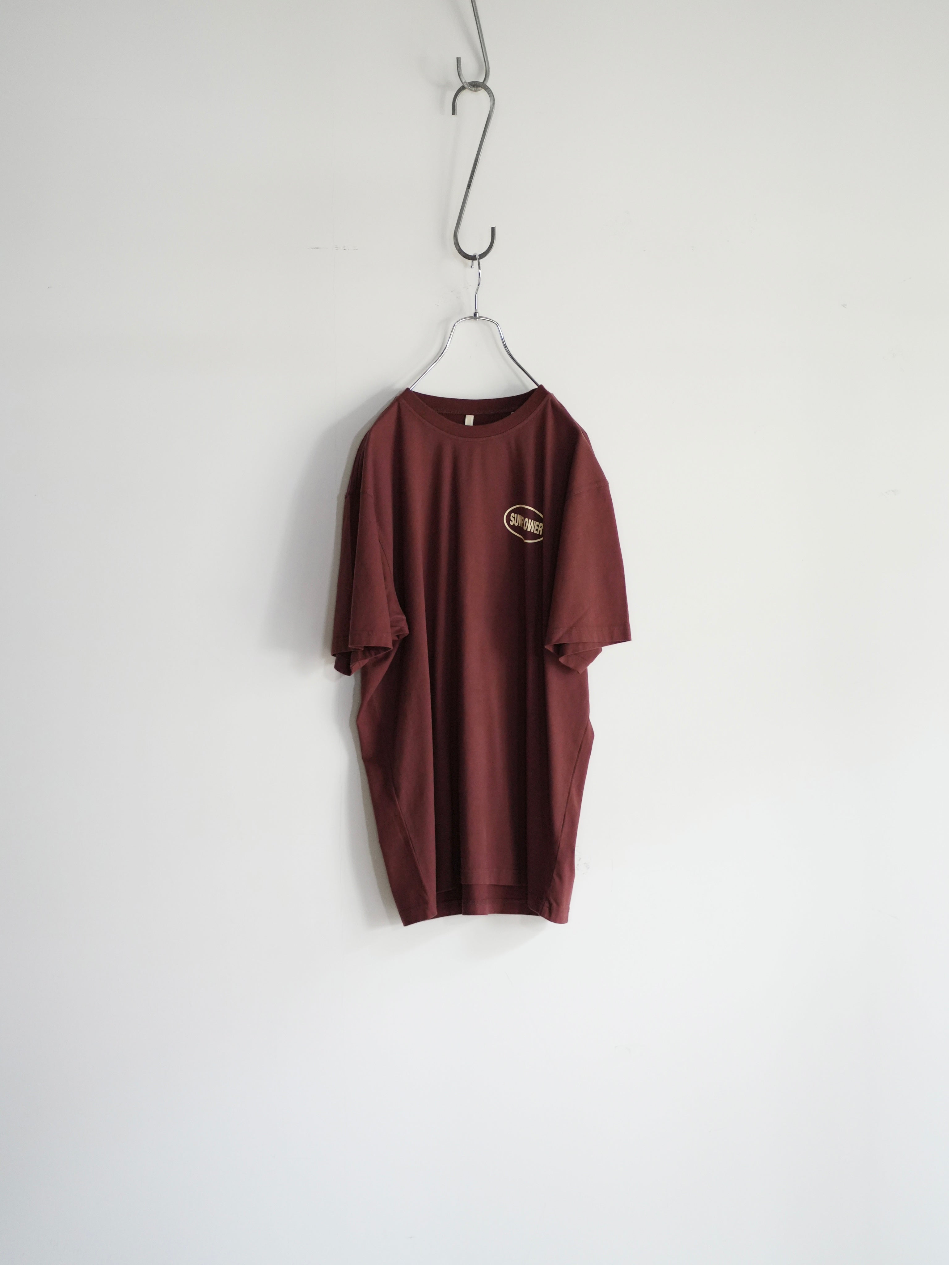 EASY HOURS TEE
