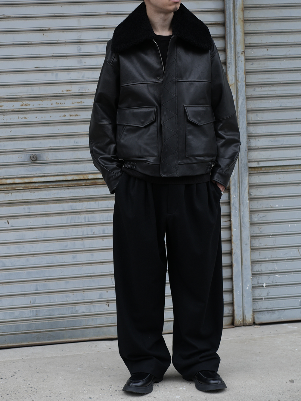 3TUCK SLACKS(BLACK)